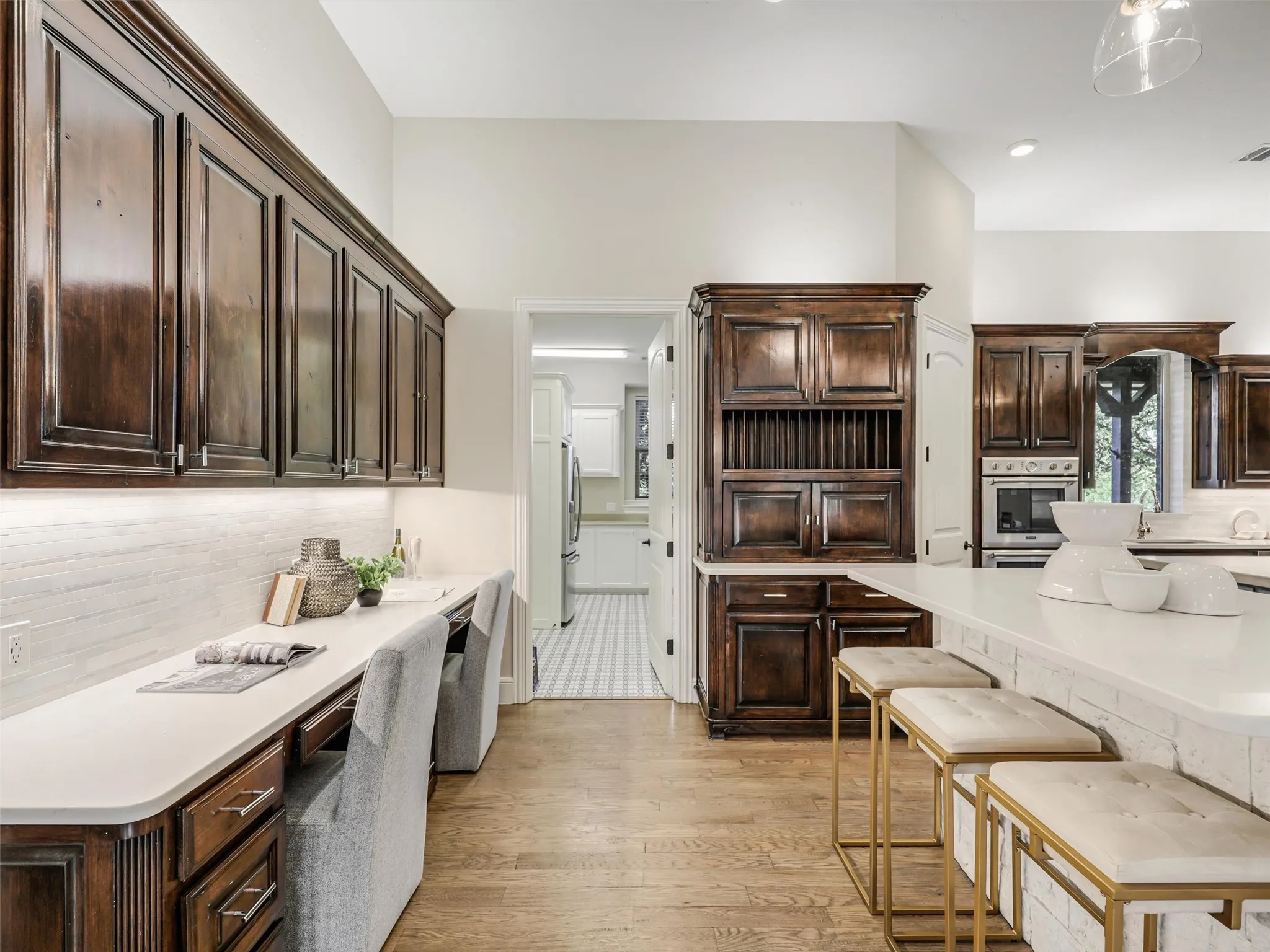 Single Family Residence For Sale in Tarrant County , 1684 Blevins Drive, Keller, Texas 76248, 5 Bedroom, 5 Bathroom, 5 Garage spaces, 5,658 Sqft, built in 2007, mls#21209236, Real Estate Agent in Keller, Homes For Sale in Tarrant county, Homes For Sale in Keller, Realtor in Keller Texas, Real Estate Brokerage Independent Realty Texas, Luminita Cordes Realtor