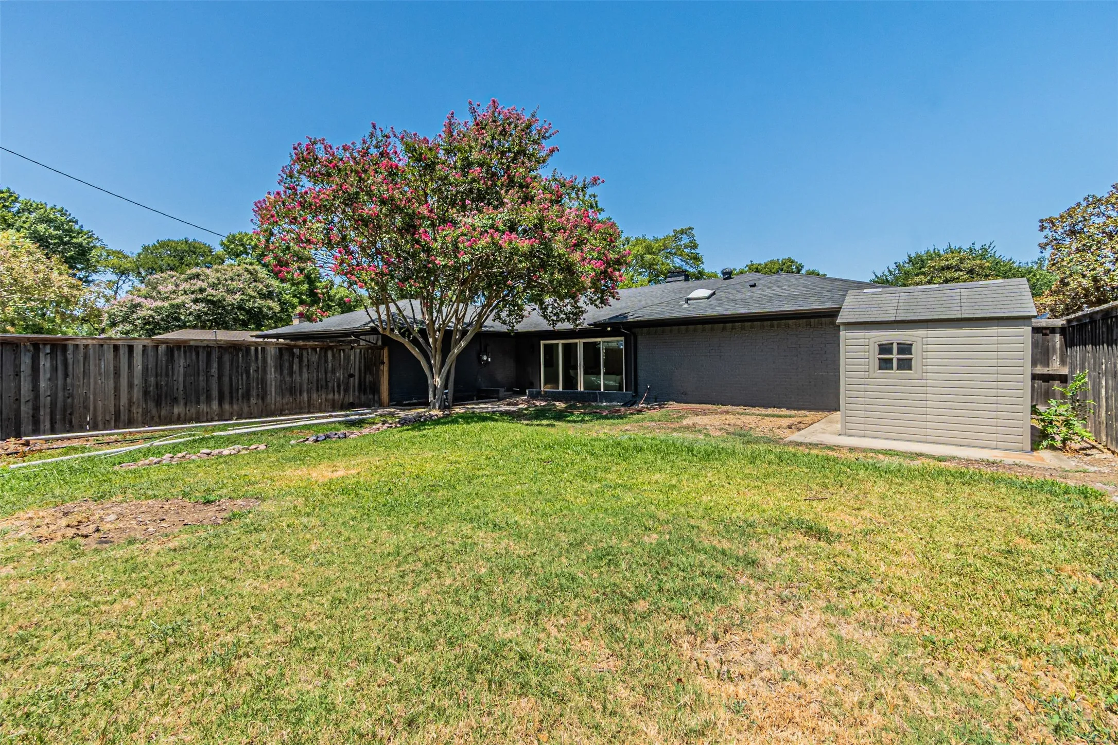 Single Family Residence For Sale in Collin County , 2716 Arborcove Drive, Plano, Texas 75075, 4 Bedroom, 3 Bathroom, 2 Garage spaces, 2,519 Sqft, built in 1971, mls#21365570, Real Estate Agent in Plano, Homes For Sale in Collin county, Homes For Sale in Plano, Realtor in Plano Texas, Real Estate Brokerage Independent Realty Texas, Luminita Cordes Realtor