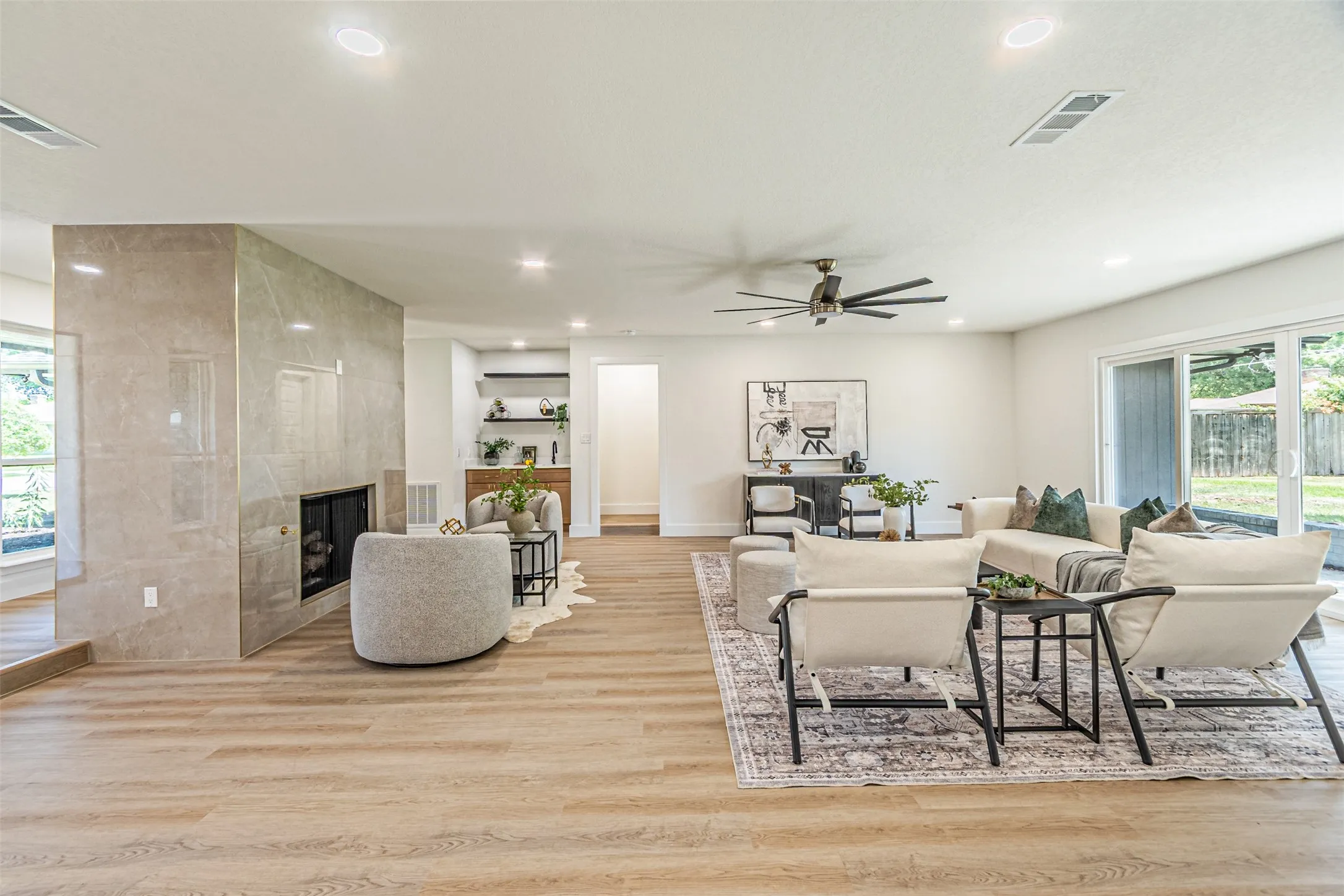 Single Family Residence For Sale in Collin County , 2716 Arborcove Drive, Plano, Texas 75075, 4 Bedroom, 3 Bathroom, 2 Garage spaces, 2,519 Sqft, built in 1971, mls#21365570, Real Estate Agent in Plano, Homes For Sale in Collin county, Homes For Sale in Plano, Realtor in Plano Texas, Real Estate Brokerage Independent Realty Texas, Luminita Cordes Realtor