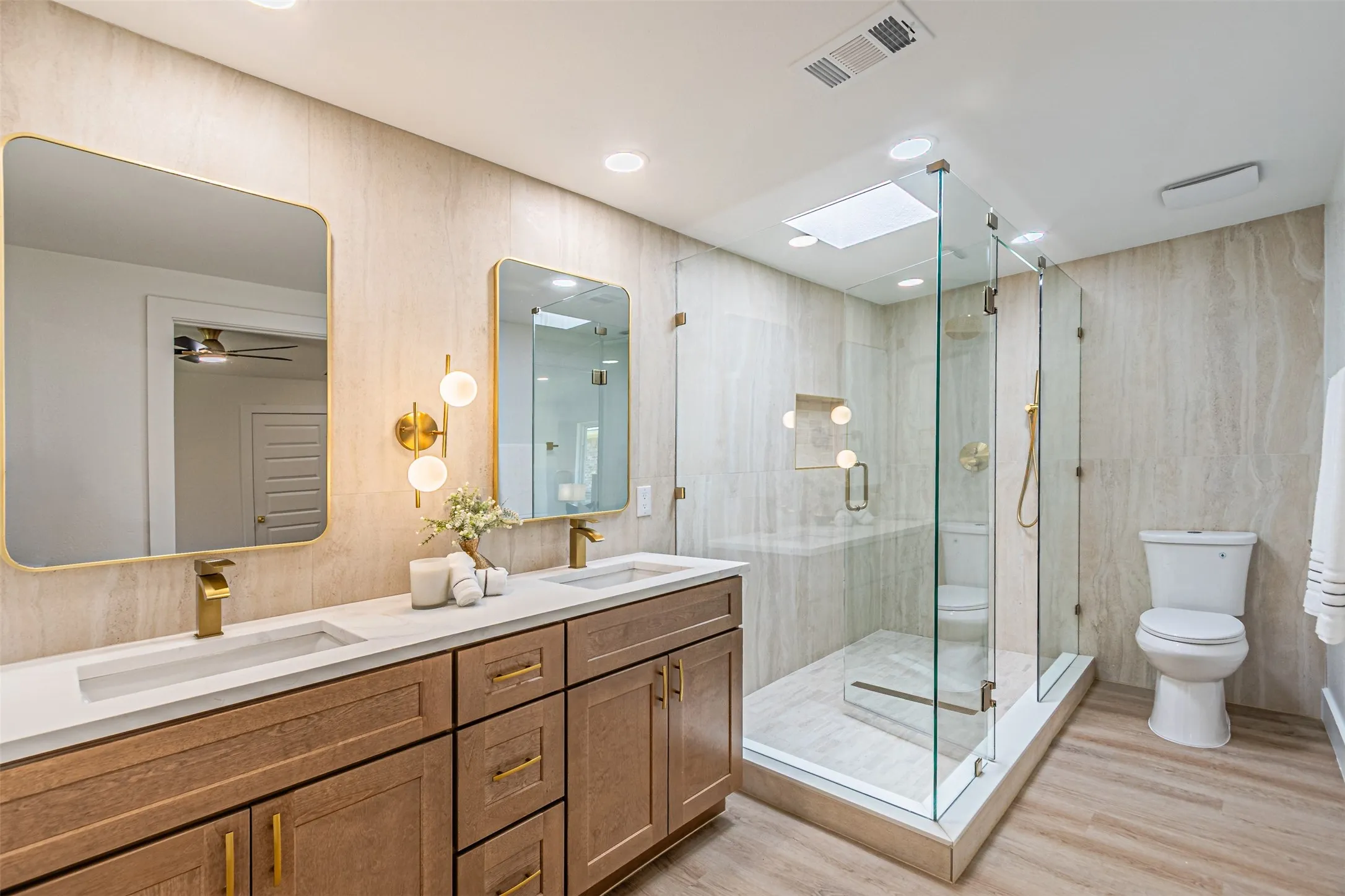 Single Family Residence For Sale in Collin County , 2716 Arborcove Drive, Plano, Texas 75075, 4 Bedroom, 3 Bathroom, 2 Garage spaces, 2,519 Sqft, built in 1971, mls#21365570, Real Estate Agent in Plano, Homes For Sale in Collin county, Homes For Sale in Plano, Realtor in Plano Texas, Real Estate Brokerage Independent Realty Texas, Luminita Cordes Realtor