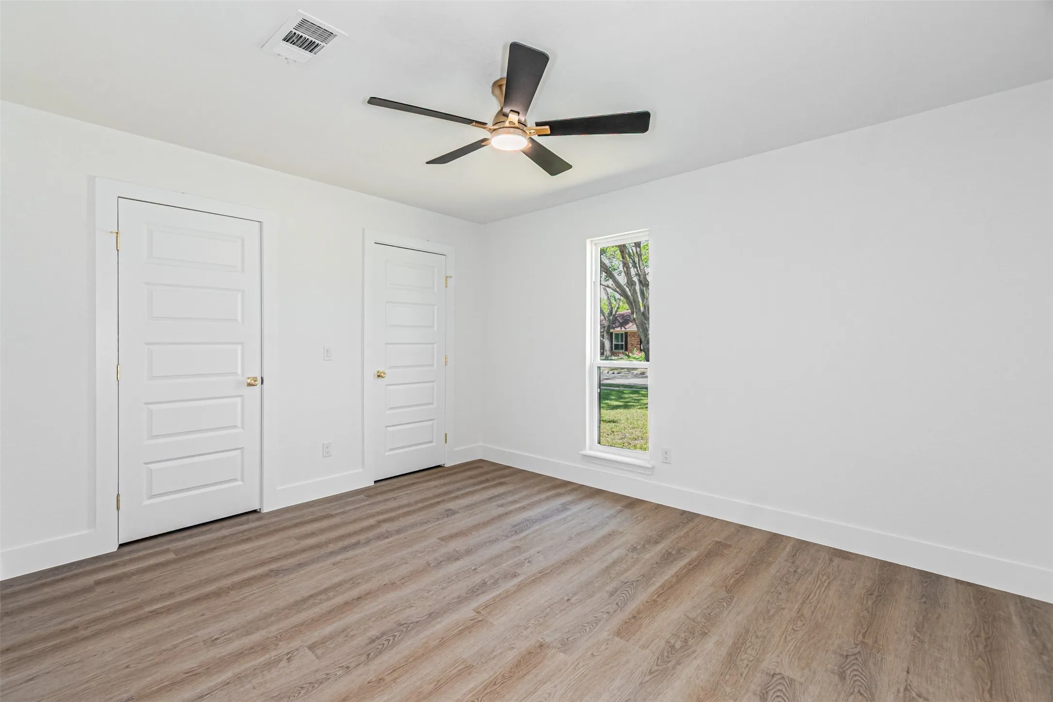 Single Family Residence For Sale in Collin County , 2716 Arborcove Drive, Plano, Texas 75075, 4 Bedroom, 3 Bathroom, 2 Garage spaces, 2,519 Sqft, built in 1971, mls#21365570, Real Estate Agent in Plano, Homes For Sale in Collin county, Homes For Sale in Plano, Realtor in Plano Texas, Real Estate Brokerage Independent Realty Texas, Luminita Cordes Realtor
