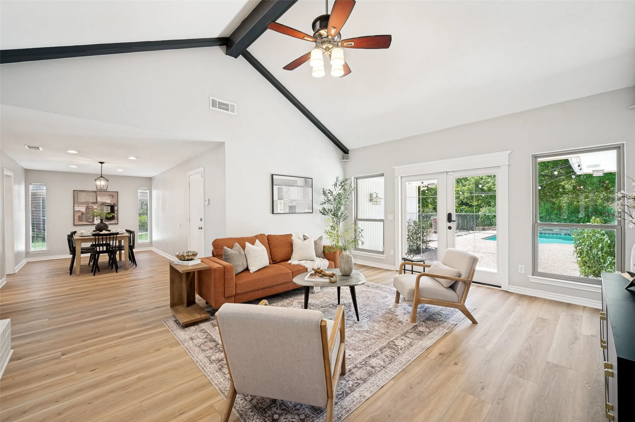 Single Family Residence For Sale in Collin County , 3221 Bandolino Lane, Plano, Texas 75075, 3 Bedroom, 2 Bathroom, 2 Garage spaces, 1,739 Sqft, built in 1979, mls#21346876, Real Estate Agent in Plano, Homes For Sale in Collin county, Homes For Sale in Plano, Realtor in Plano Texas, Real Estate Brokerage Independent Realty Texas, Luminita Cordes Realtor