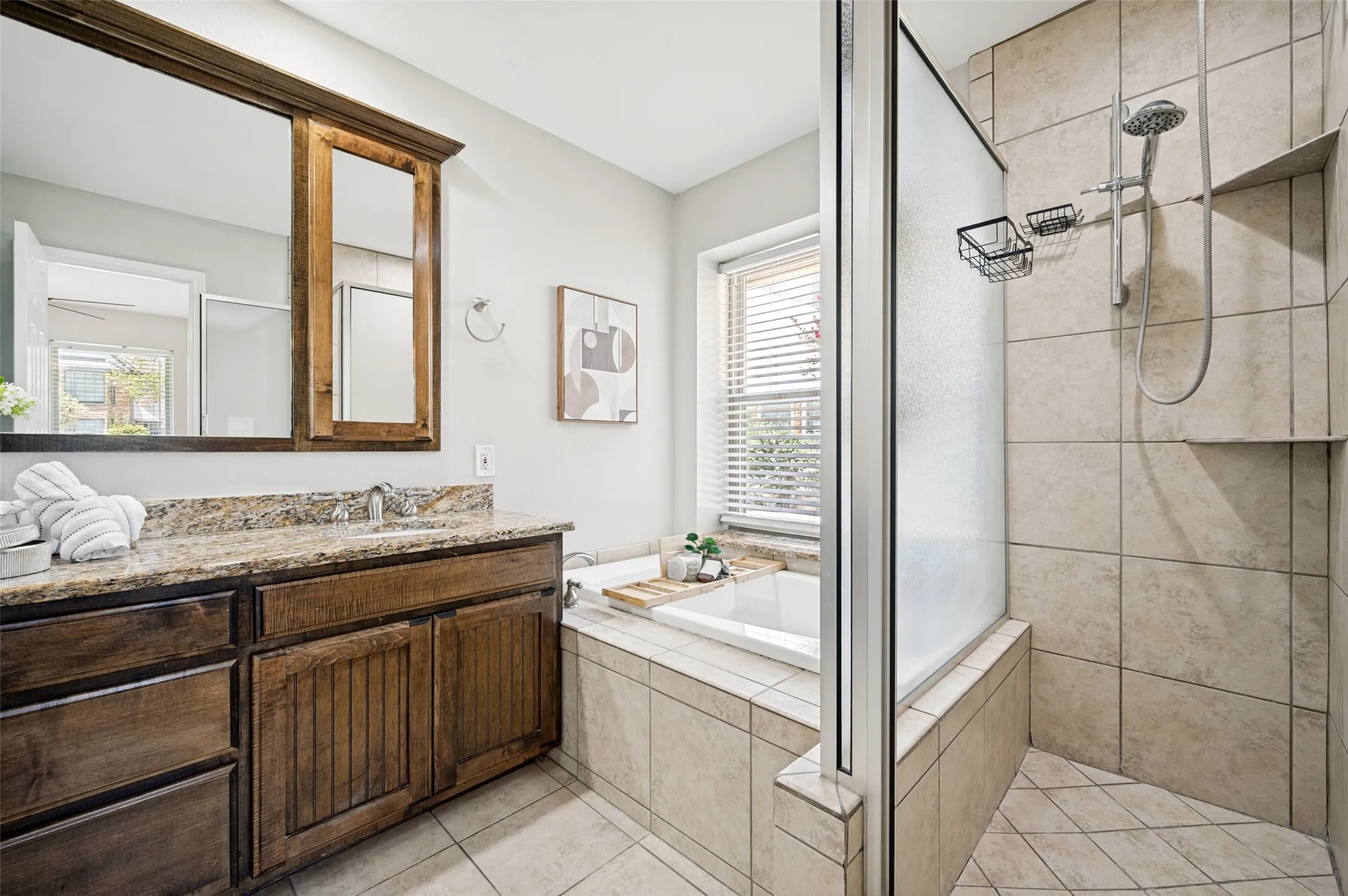 Single Family Residence For Sale in Collin County , 3221 Bandolino Lane, Plano, Texas 75075, 3 Bedroom, 2 Bathroom, 2 Garage spaces, 1,739 Sqft, built in 1979, mls#21346876, Real Estate Agent in Plano, Homes For Sale in Collin county, Homes For Sale in Plano, Realtor in Plano Texas, Real Estate Brokerage Independent Realty Texas, Luminita Cordes Realtor