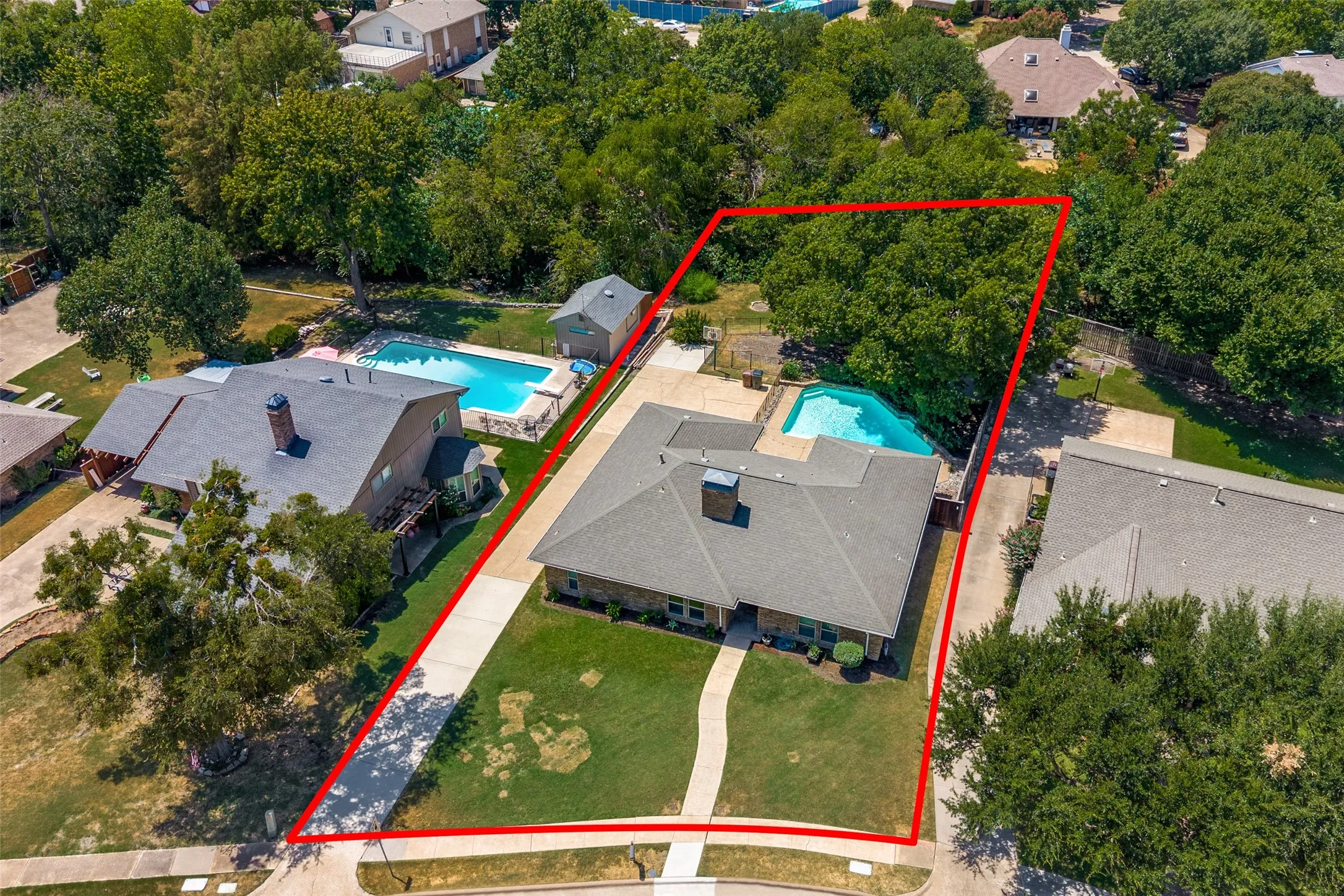Single Family Residence For Sale in Collin County , 3221 Bandolino Lane, Plano, Texas 75075, 3 Bedroom, 2 Bathroom, 2 Garage spaces, 1,739 Sqft, built in 1979, mls#21346876, Real Estate Agent in Plano, Homes For Sale in Collin county, Homes For Sale in Plano, Realtor in Plano Texas, Real Estate Brokerage Independent Realty Texas, Luminita Cordes Realtor