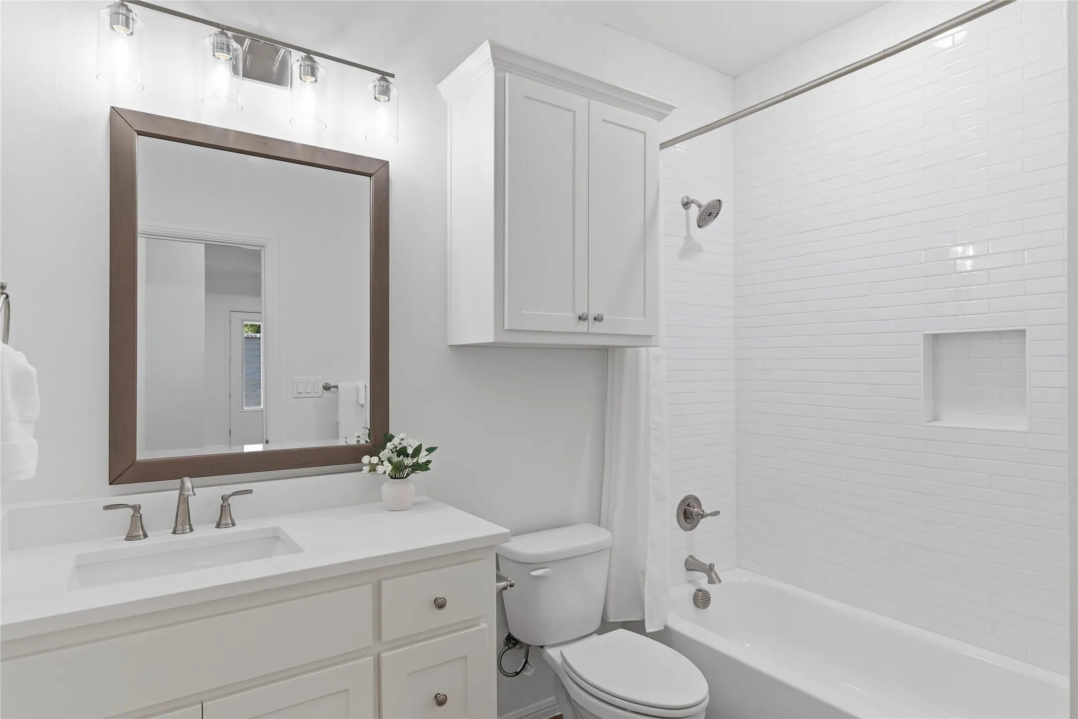 Townhouse For Sale in Hood County , 204 E Ewell Street, Granbury, Texas 76048, 2 Bedroom, 2 Bathroom, 2 Garage spaces, 1,602 Sqft, built in 2026, mls#21363730, Real Estate Agent in Granbury, Homes For Sale in Hood county, Homes For Sale in Granbury, Realtor in Granbury Texas, Real Estate Brokerage Independent Realty Texas, Luminita Cordes Realtor