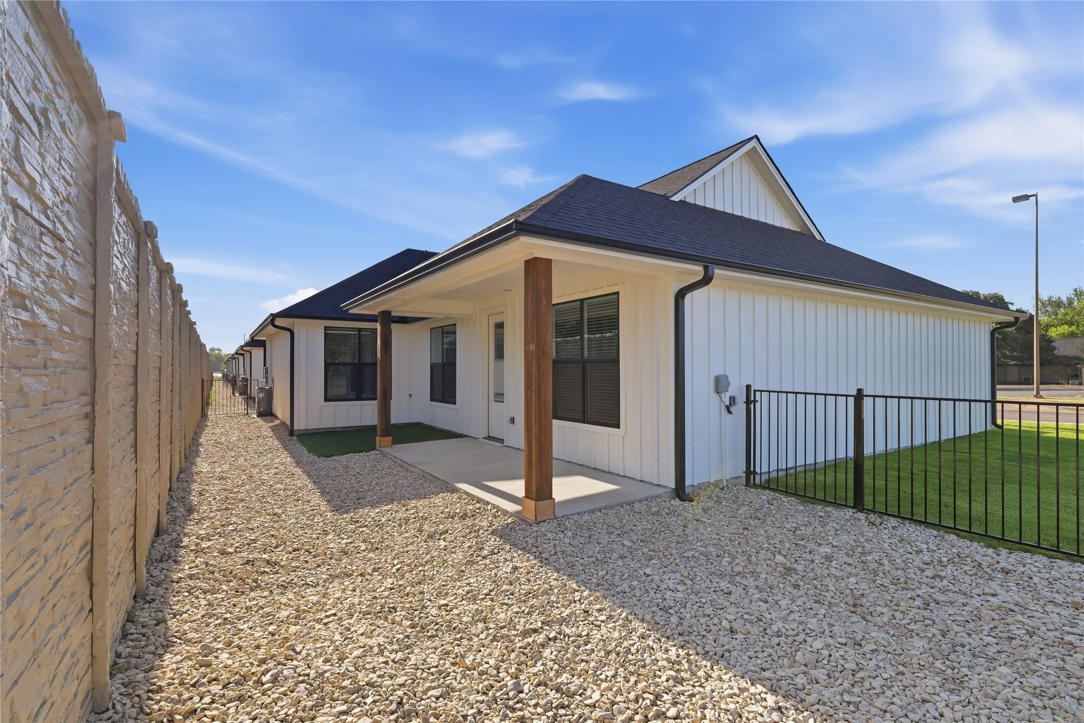 Townhouse For Sale in Hood County , 204 E Ewell Street, Granbury, Texas 76048, 2 Bedroom, 2 Bathroom, 2 Garage spaces, 1,602 Sqft, built in 2026, mls#21363730, Real Estate Agent in Granbury, Homes For Sale in Hood county, Homes For Sale in Granbury, Realtor in Granbury Texas, Real Estate Brokerage Independent Realty Texas, Luminita Cordes Realtor