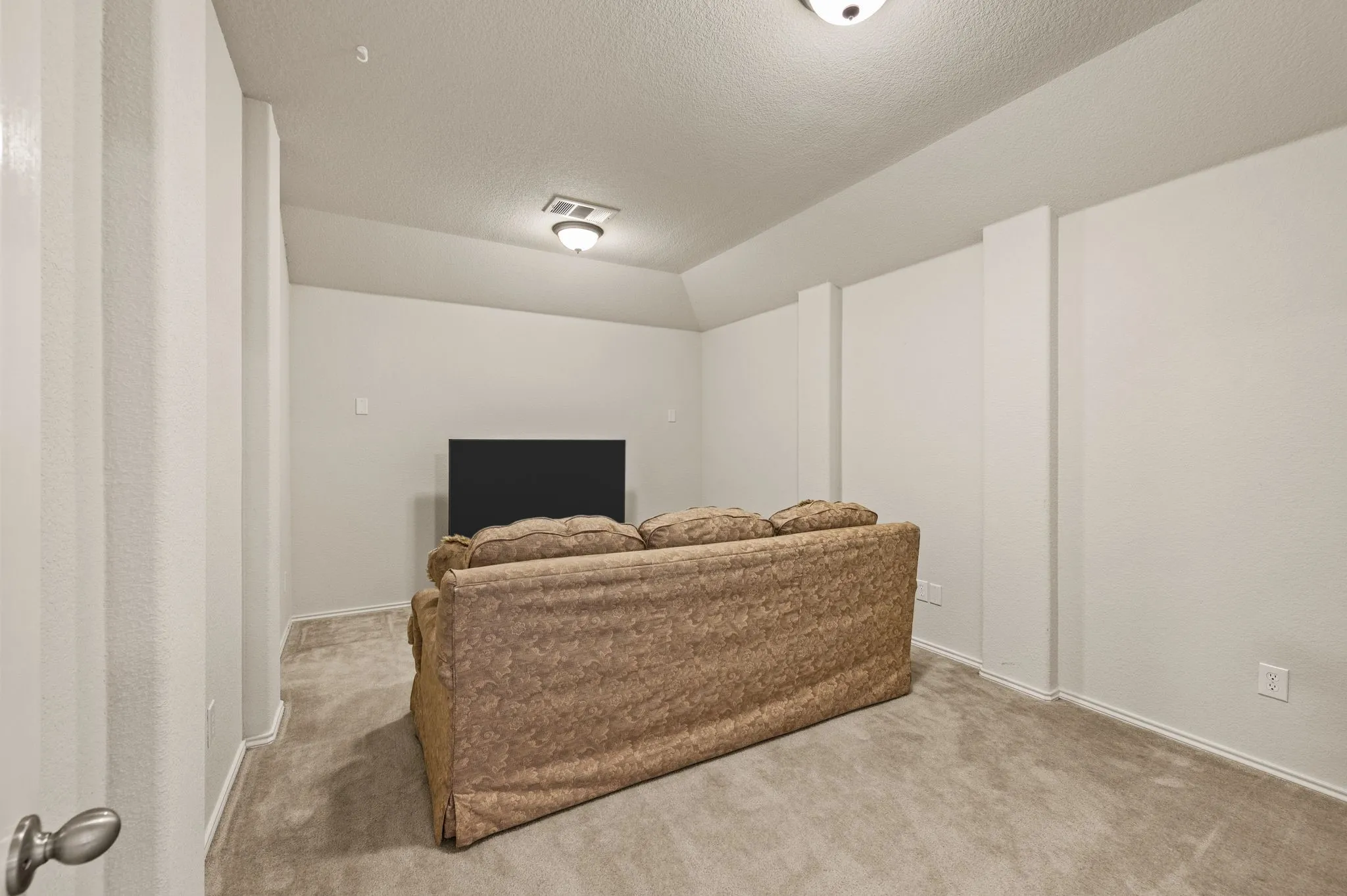 Single Family Residence For Sale in Tarrant County , 625 Tradewind Drive, Fort Worth, Texas 76131, 4 Bedroom, 3 Bathroom, 2 Garage spaces, 2,729 Sqft, built in 2009, mls#21364229, Real Estate Agent in Fort Worth, Homes For Sale in Tarrant county, Homes For Sale in Fort Worth, Realtor in Fort Worth Texas, Real Estate Brokerage Independent Realty Texas, Luminita Cordes Realtor