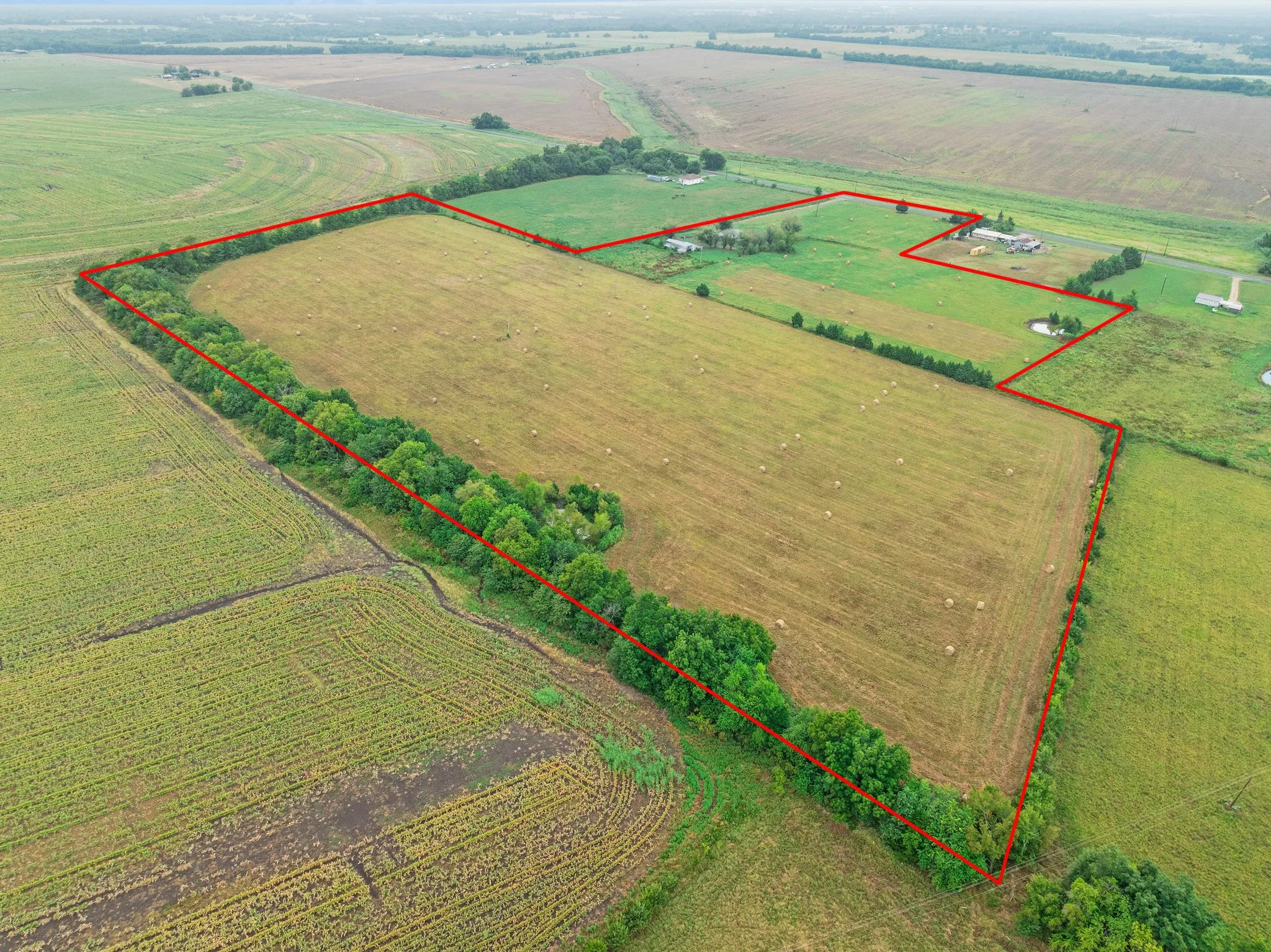Farm For Sale in Lamar County , 1905 Fm 1501, Deport, Texas 75435, 3 Bedroom, 2 Bathroom, Garage spaces, 1,164 Sqft, built in 1988, Price $275,000, mls#21365824, Real Estate Agent in Deport, Homes For Sale in Lamar county, Homes For Sale in Deport, Realtor in Deport Texas, Real Estate Brokerage Independent Realty Texas, Luminita Cordes Realtor