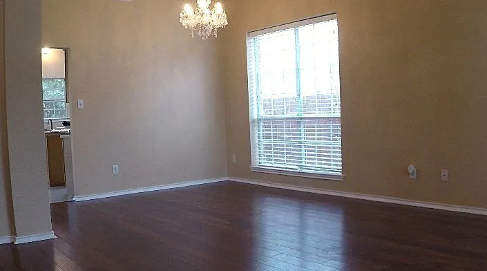 Single Family Residence For Sale in Dallas County , 4426 Harpers Ferry Drive, Grand Prairie, Texas 75052, 4 Bedroom, 3 Bathroom, 2 Garage spaces, 2,146 Sqft, built in 1998, mls#21365816, Real Estate Agent in Grand Prairie, Homes For Sale in Dallas county, Homes For Sale in Grand Prairie, Realtor in Grand Prairie Texas, Real Estate Brokerage Independent Realty Texas, Luminita Cordes Realtor