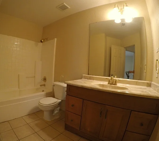Single Family Residence For Sale in Dallas County , 4426 Harpers Ferry Drive, Grand Prairie, Texas 75052, 4 Bedroom, 3 Bathroom, 2 Garage spaces, 2,146 Sqft, built in 1998, mls#21365816, Real Estate Agent in Grand Prairie, Homes For Sale in Dallas county, Homes For Sale in Grand Prairie, Realtor in Grand Prairie Texas, Real Estate Brokerage Independent Realty Texas, Luminita Cordes Realtor