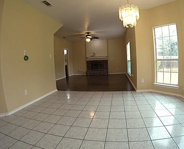 Single Family Residence For Sale in Dallas County , 4426 Harpers Ferry Drive, Grand Prairie, Texas 75052, 4 Bedroom, 3 Bathroom, 2 Garage spaces, 2,146 Sqft, built in 1998, mls#21365816, Real Estate Agent in Grand Prairie, Homes For Sale in Dallas county, Homes For Sale in Grand Prairie, Realtor in Grand Prairie Texas, Real Estate Brokerage Independent Realty Texas, Luminita Cordes Realtor