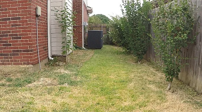 Single Family Residence For Sale in Dallas County , 4426 Harpers Ferry Drive, Grand Prairie, Texas 75052, 4 Bedroom, 3 Bathroom, 2 Garage spaces, 2,146 Sqft, built in 1998, mls#21365816, Real Estate Agent in Grand Prairie, Homes For Sale in Dallas county, Homes For Sale in Grand Prairie, Realtor in Grand Prairie Texas, Real Estate Brokerage Independent Realty Texas, Luminita Cordes Realtor