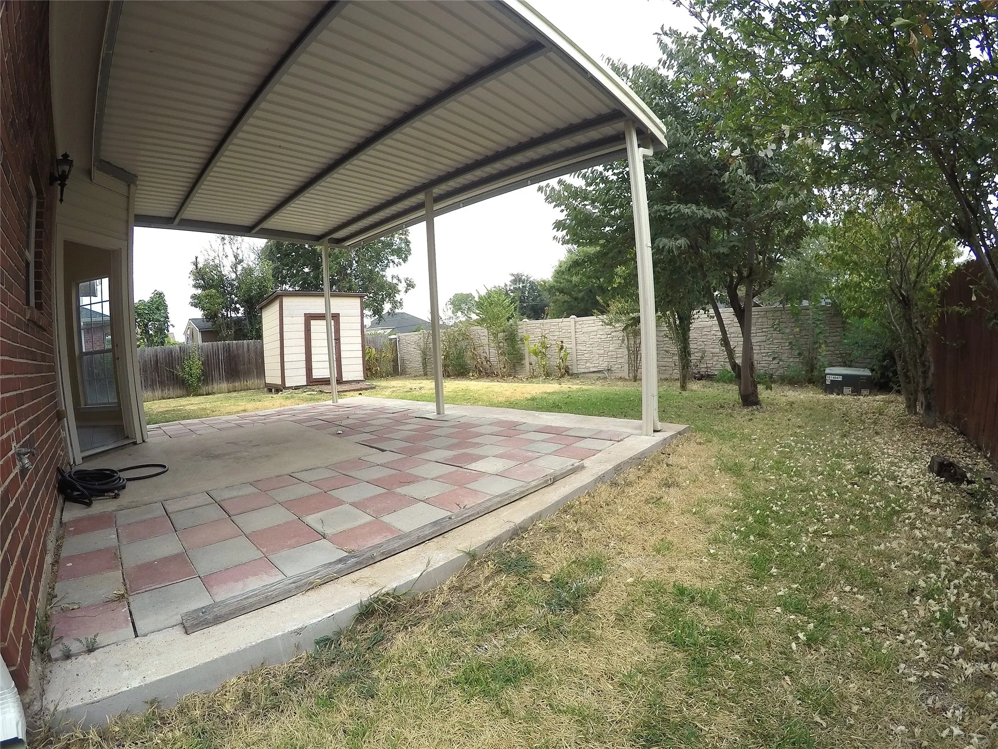 Single Family Residence For Sale in Dallas County , 4426 Harpers Ferry Drive, Grand Prairie, Texas 75052, 4 Bedroom, 3 Bathroom, 2 Garage spaces, 2,146 Sqft, built in 1998, mls#21365816, Real Estate Agent in Grand Prairie, Homes For Sale in Dallas county, Homes For Sale in Grand Prairie, Realtor in Grand Prairie Texas, Real Estate Brokerage Independent Realty Texas, Luminita Cordes Realtor