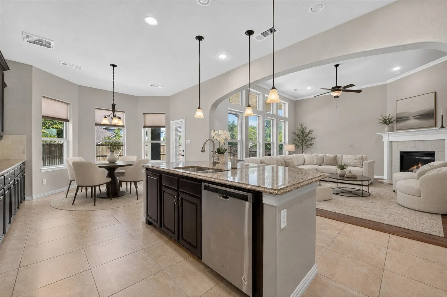 Single Family Residence For Rent in Collin County , 7300 Zion Lane, Mc Kinney, Texas 75070, 4 Bedroom, 4 Bathroom, 3 Garage spaces, 3,470 Sqft, built in 2016, mls#21365707, Real Estate Agent in Mc Kinney, Homes For Rent in Collin county, Homes For Rent in Mc Kinney, Realtor in Mc Kinney Texas, Real Estate Brokerage Independent Realty Texas, Luminita Cordes Realtor