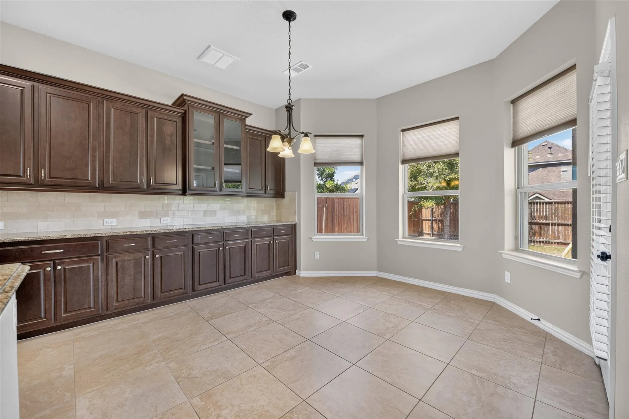 Single Family Residence For Rent in Collin County , 7300 Zion Lane, Mc Kinney, Texas 75070, 4 Bedroom, 4 Bathroom, 3 Garage spaces, 3,470 Sqft, built in 2016, mls#21365707, Real Estate Agent in Mc Kinney, Homes For Rent in Collin county, Homes For Rent in Mc Kinney, Realtor in Mc Kinney Texas, Real Estate Brokerage Independent Realty Texas, Luminita Cordes Realtor