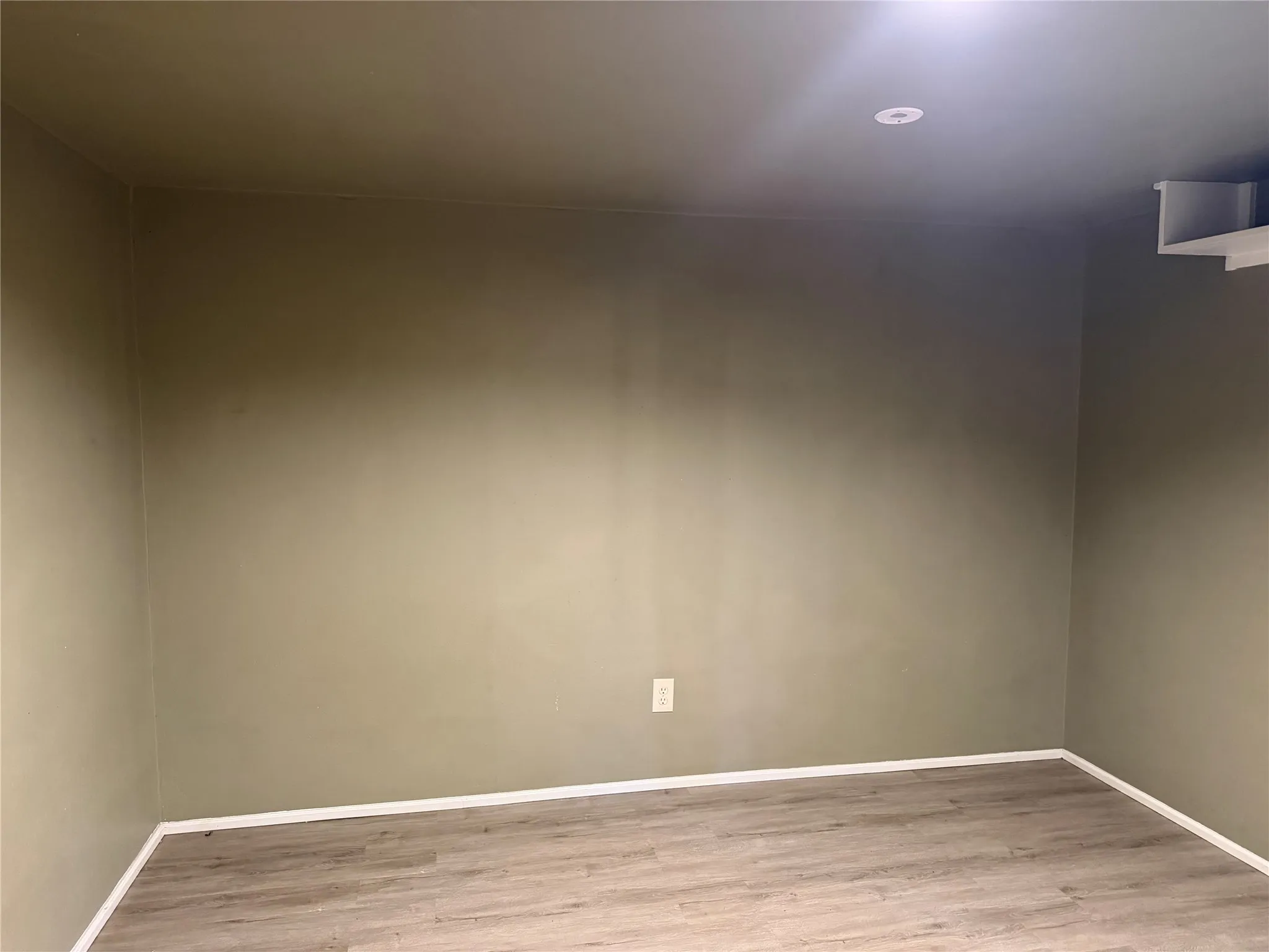 Mobile Home For Sale in Van Zandt County , 1281 Hickory Hills Drive, Murchison, Texas 75778, 2 Bedroom, 1 Bathroom, Garage spaces, 728 Sqft, built in 1992, mls#21365832, Real Estate Agent in Murchison, Homes For Sale in Van Zandt county, Homes For Sale in Murchison, Realtor in Murchison Texas, Real Estate Brokerage Independent Realty Texas, Luminita Cordes Realtor