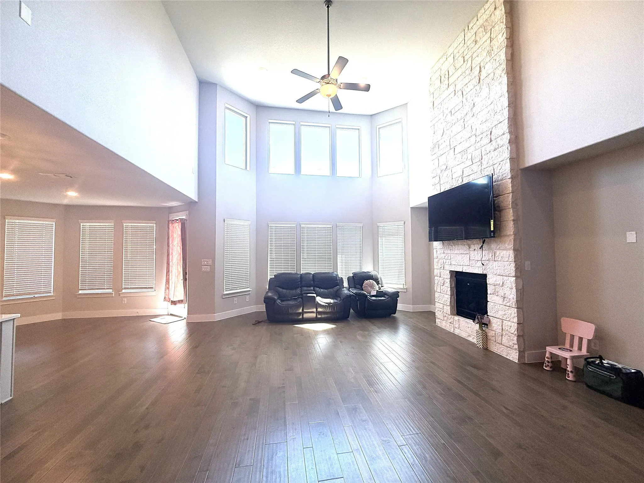 Single Family Residence For Rent in Denton County , 1117 Huckleberry Street, Northlake, Texas 76226, 5 Bedroom, 5 Bathroom, 2 Garage spaces, 3,864 Sqft, built in 2021, mls#21365837, Real Estate Agent in Northlake, Homes For Rent in Denton county, Homes For Rent in Northlake, Realtor in Northlake Texas, Real Estate Brokerage Independent Realty Texas, Luminita Cordes Realtor