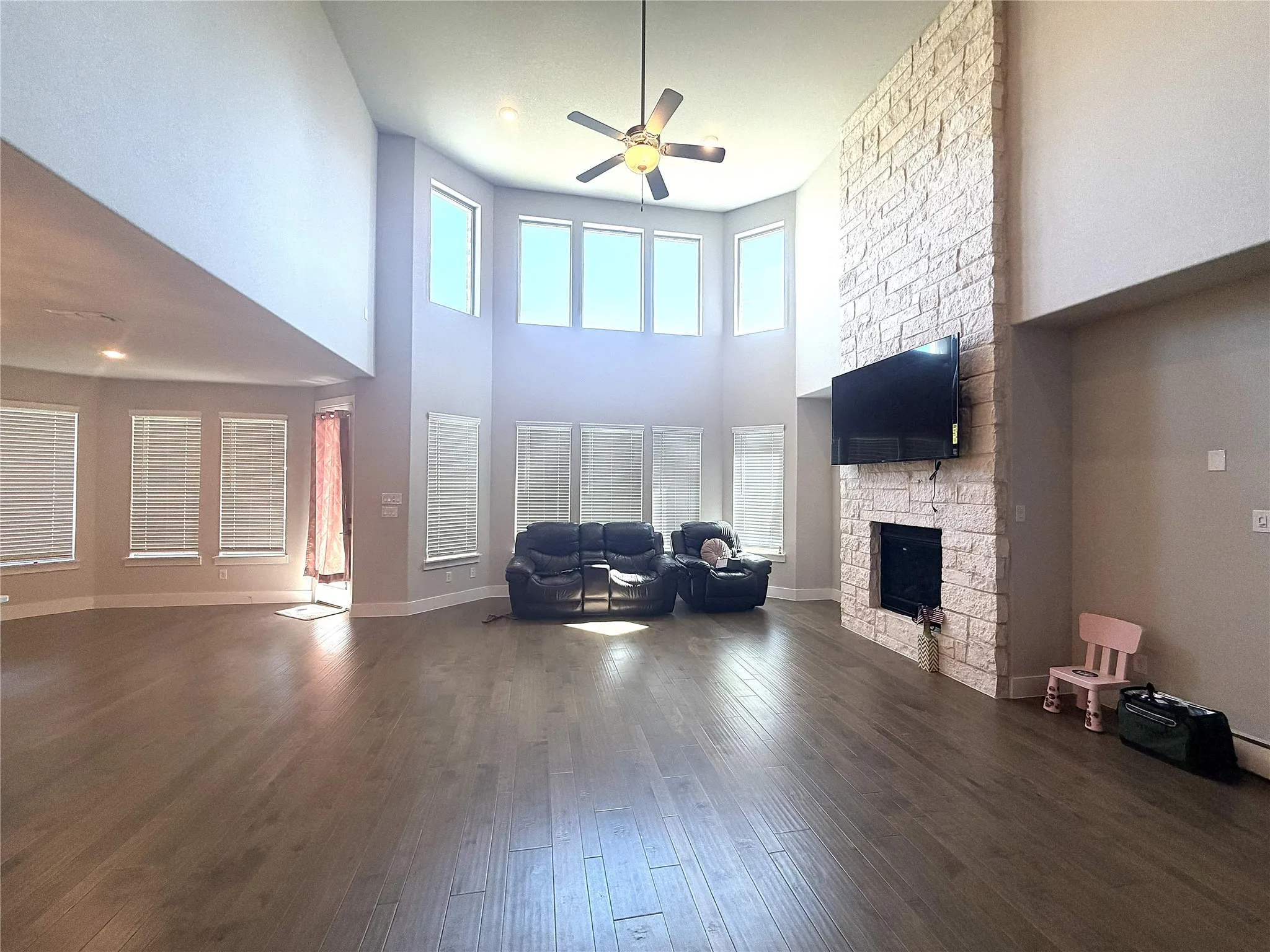 Single Family Residence For Rent in Denton County , 1117 Huckleberry Street, Northlake, Texas 76226, 5 Bedroom, 5 Bathroom, 2 Garage spaces, 3,864 Sqft, built in 2021, mls#21365837, Real Estate Agent in Northlake, Homes For Rent in Denton county, Homes For Rent in Northlake, Realtor in Northlake Texas, Real Estate Brokerage Independent Realty Texas, Luminita Cordes Realtor