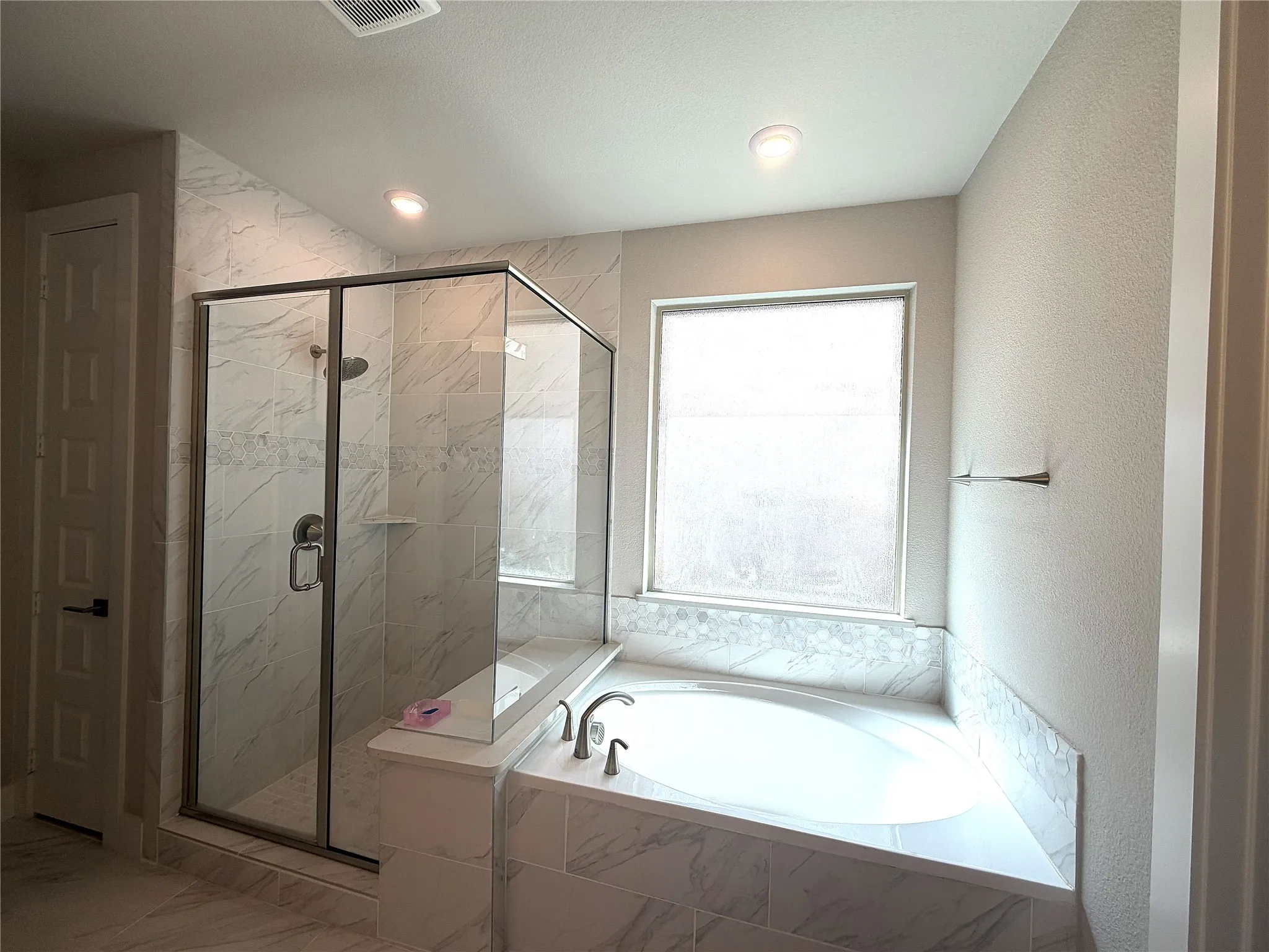 Single Family Residence For Rent in Denton County , 1117 Huckleberry Street, Northlake, Texas 76226, 5 Bedroom, 5 Bathroom, 2 Garage spaces, 3,864 Sqft, built in 2021, mls#21365837, Real Estate Agent in Northlake, Homes For Rent in Denton county, Homes For Rent in Northlake, Realtor in Northlake Texas, Real Estate Brokerage Independent Realty Texas, Luminita Cordes Realtor