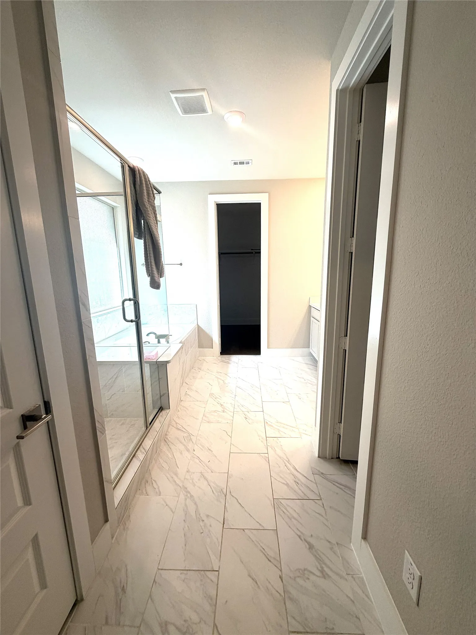 Single Family Residence For Rent in Denton County , 1117 Huckleberry Street, Northlake, Texas 76226, 5 Bedroom, 5 Bathroom, 2 Garage spaces, 3,864 Sqft, built in 2021, mls#21365837, Real Estate Agent in Northlake, Homes For Rent in Denton county, Homes For Rent in Northlake, Realtor in Northlake Texas, Real Estate Brokerage Independent Realty Texas, Luminita Cordes Realtor