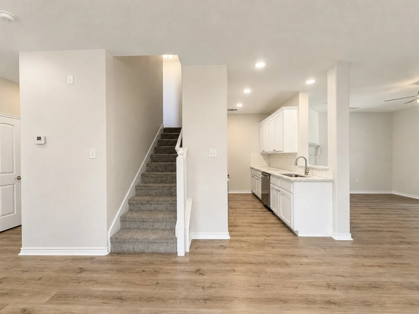 Townhouse For Sale in Collin County , 2159 Colby Lane, Wylie, Texas 75098, 3 Bedroom, 3 Bathroom, 1 Garage spaces, 1,700 Sqft, built in 2007, mls#21365839, Real Estate Agent in Wylie, Homes For Sale in Collin county, Homes For Sale in Wylie, Realtor in Wylie Texas, Real Estate Brokerage Independent Realty Texas, Luminita Cordes Realtor