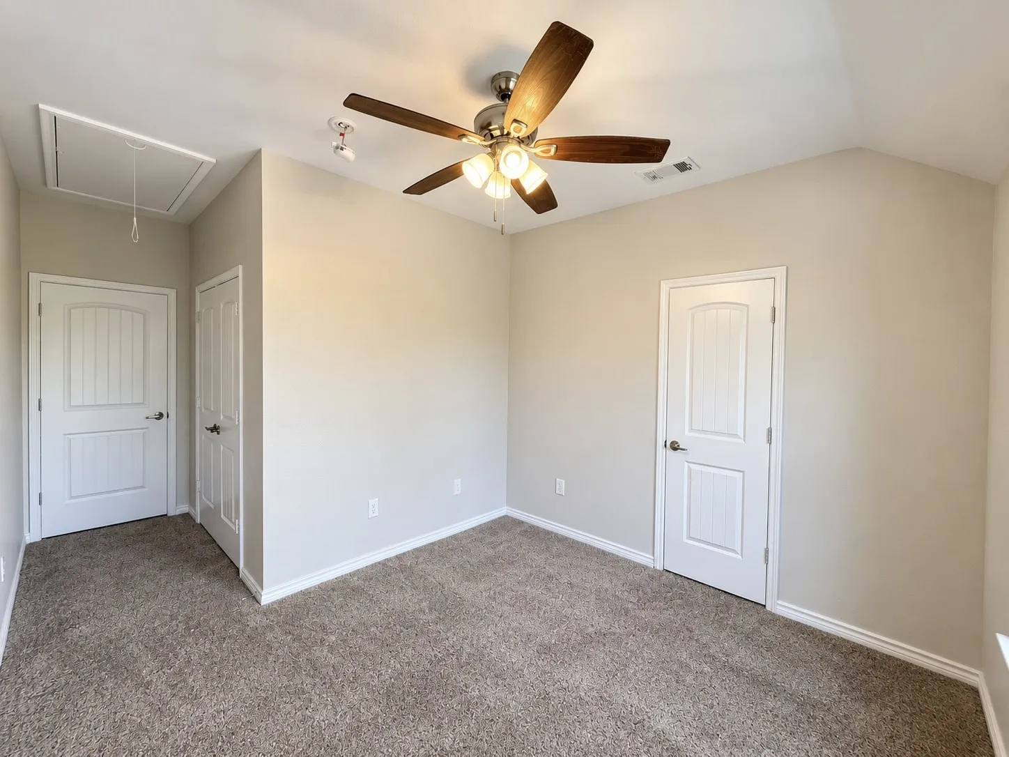 2ND ROOM