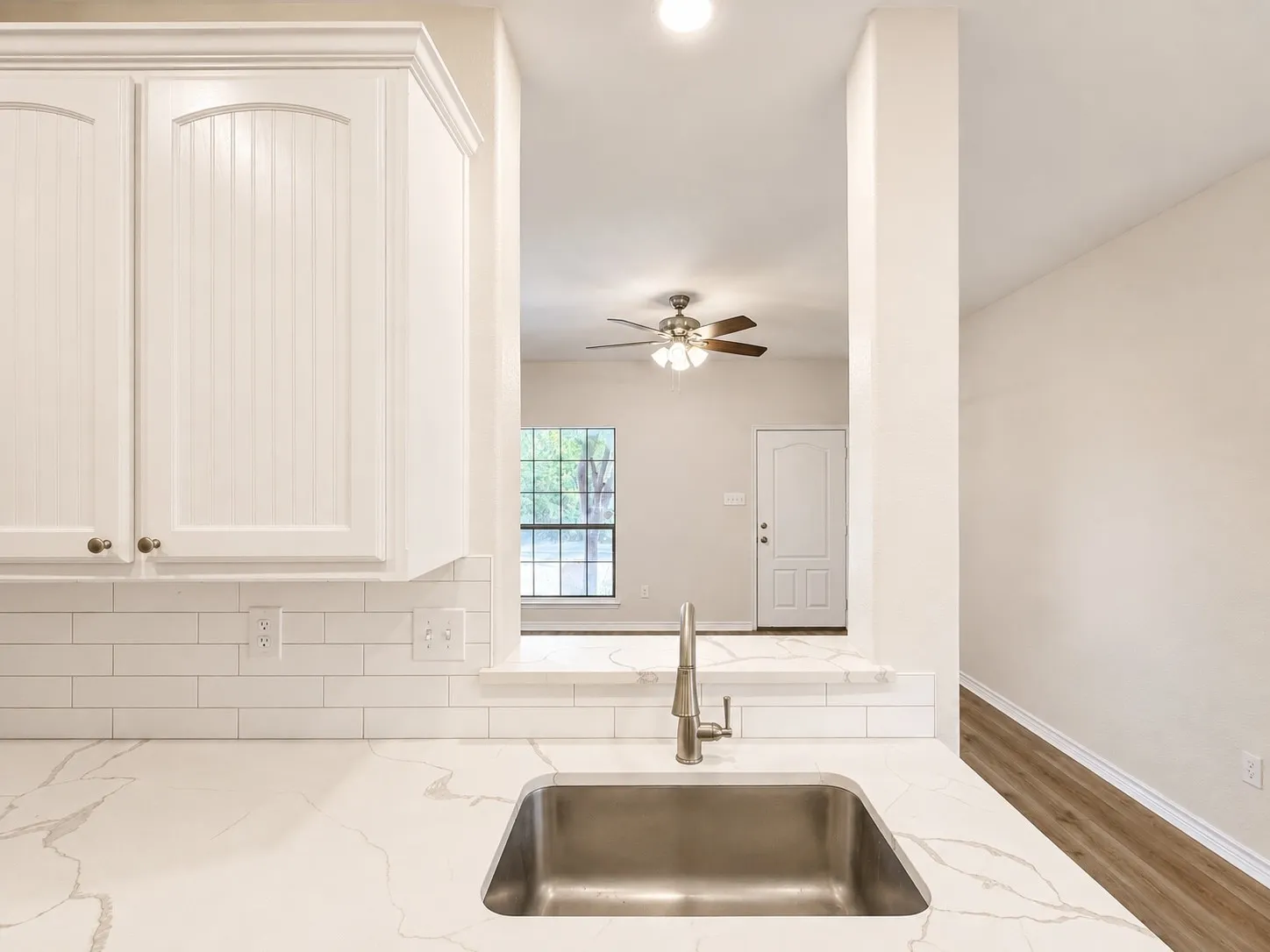 Townhouse For Sale in Collin County , 2159 Colby Lane, Wylie, Texas 75098, 3 Bedroom, 3 Bathroom, 1 Garage spaces, 1,700 Sqft, built in 2007, mls#21365839, Real Estate Agent in Wylie, Homes For Sale in Collin county, Homes For Sale in Wylie, Realtor in Wylie Texas, Real Estate Brokerage Independent Realty Texas, Luminita Cordes Realtor