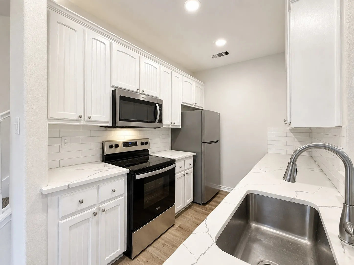Townhouse For Sale in Collin County , 2159 Colby Lane, Wylie, Texas 75098, 3 Bedroom, 3 Bathroom, 1 Garage spaces, 1,700 Sqft, built in 2007, mls#21365839, Real Estate Agent in Wylie, Homes For Sale in Collin county, Homes For Sale in Wylie, Realtor in Wylie Texas, Real Estate Brokerage Independent Realty Texas, Luminita Cordes Realtor