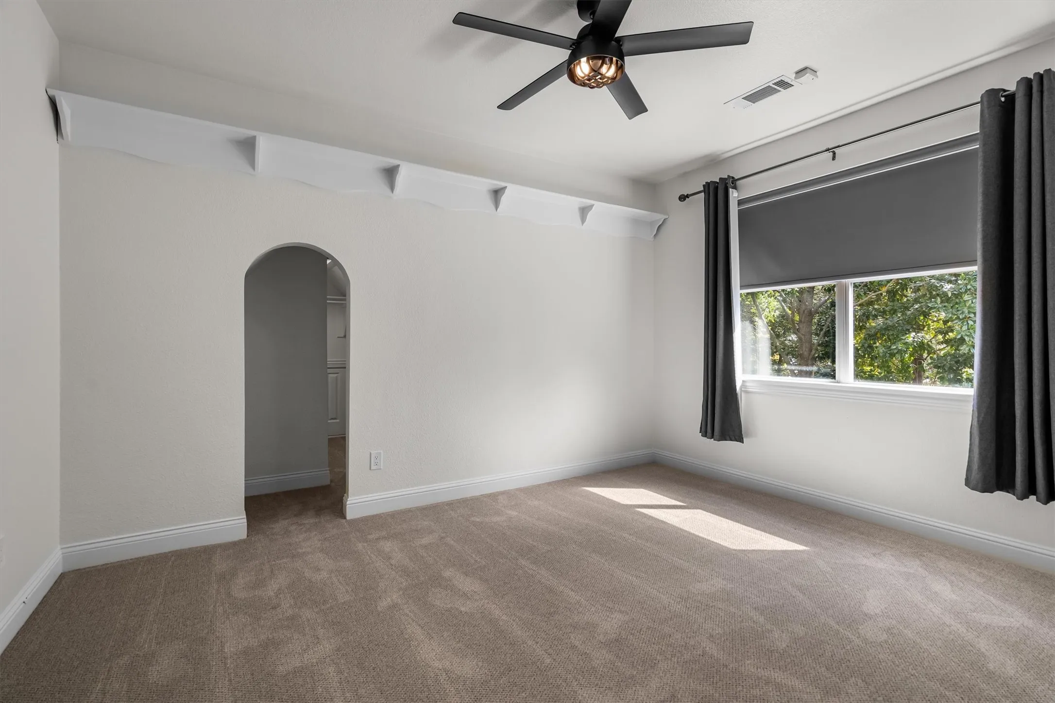 Single Family Residence For Sale in Denton County , 3701 Samuel Court, Flower Mound, Texas 75028, 5 Bedroom, 6 Bathroom, 3 Garage spaces, 5,360 Sqft, built in 2001, mls#21361545, Real Estate Agent in Flower Mound, Homes For Sale in Denton county, Homes For Sale in Flower Mound, Realtor in Flower Mound Texas, Real Estate Brokerage Independent Realty Texas, Luminita Cordes Realtor