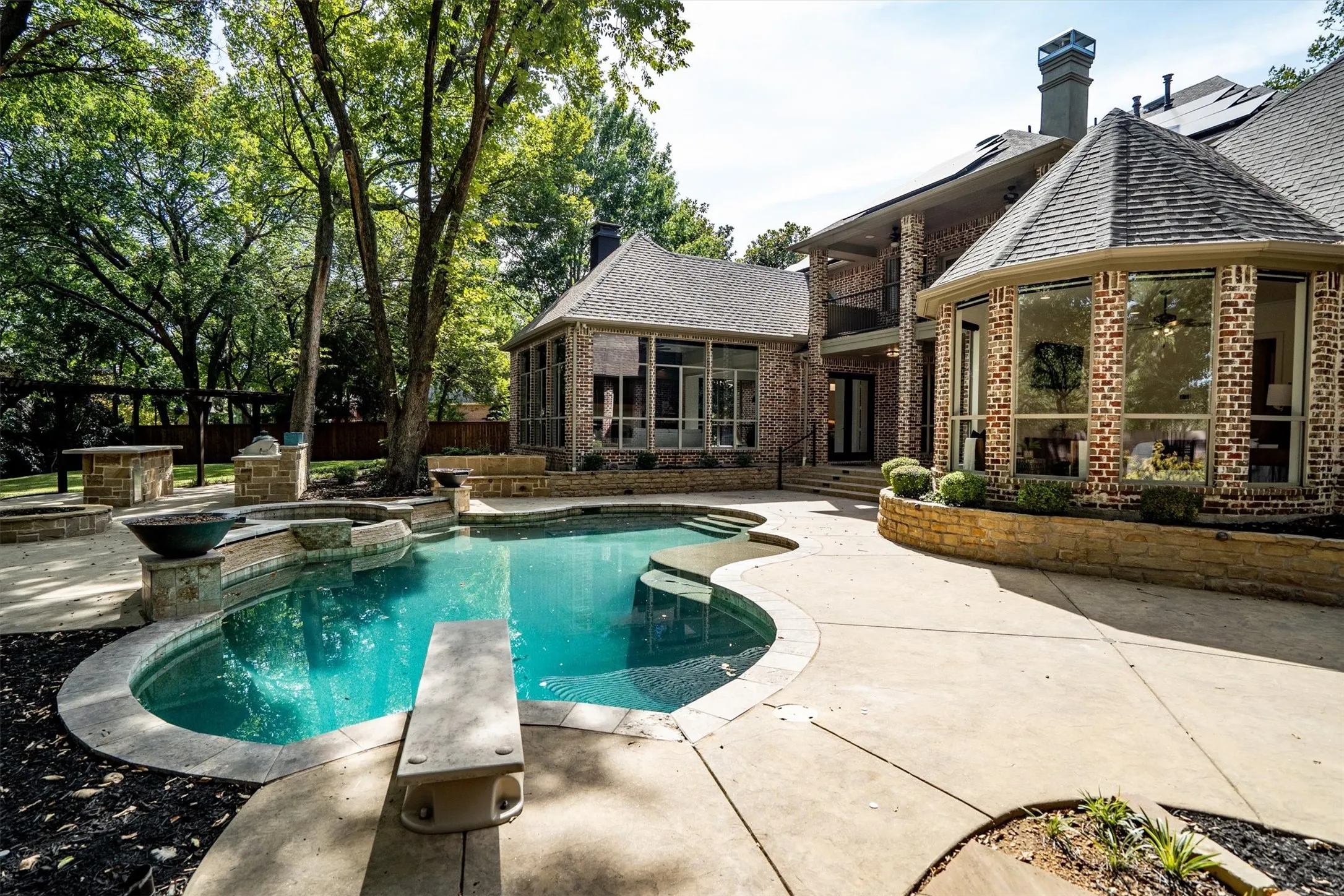 Single Family Residence For Sale in Denton County , 3701 Samuel Court, Flower Mound, Texas 75028, 5 Bedroom, 6 Bathroom, 3 Garage spaces, 5,360 Sqft, built in 2001, mls#21361545, Real Estate Agent in Flower Mound, Homes For Sale in Denton county, Homes For Sale in Flower Mound, Realtor in Flower Mound Texas, Real Estate Brokerage Independent Realty Texas, Luminita Cordes Realtor