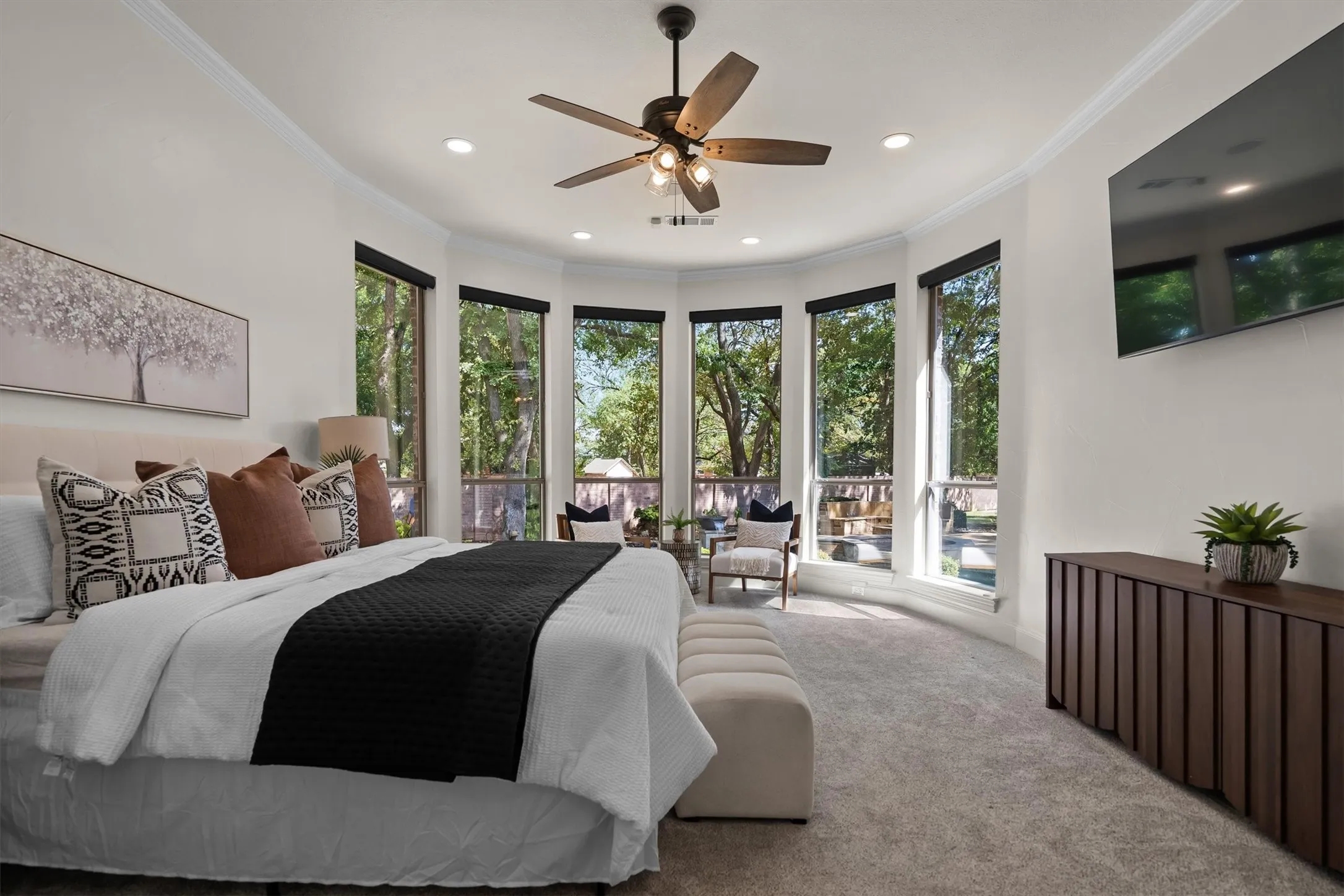 Single Family Residence For Sale in Denton County , 3701 Samuel Court, Flower Mound, Texas 75028, 5 Bedroom, 6 Bathroom, 3 Garage spaces, 5,360 Sqft, built in 2001, mls#21361545, Real Estate Agent in Flower Mound, Homes For Sale in Denton county, Homes For Sale in Flower Mound, Realtor in Flower Mound Texas, Real Estate Brokerage Independent Realty Texas, Luminita Cordes Realtor
