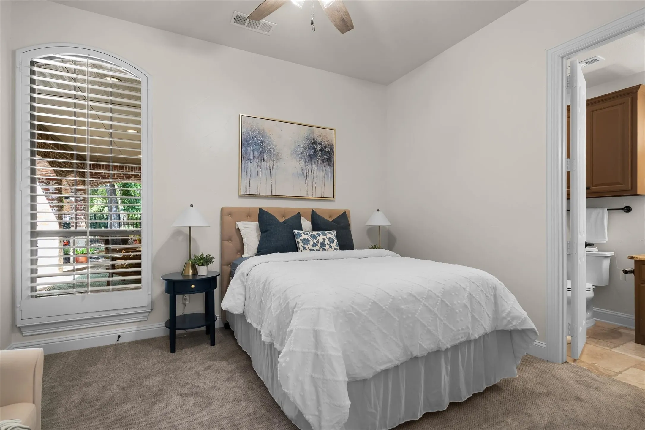 Single Family Residence For Sale in Denton County , 3701 Samuel Court, Flower Mound, Texas 75028, 5 Bedroom, 6 Bathroom, 3 Garage spaces, 5,360 Sqft, built in 2001, mls#21361545, Real Estate Agent in Flower Mound, Homes For Sale in Denton county, Homes For Sale in Flower Mound, Realtor in Flower Mound Texas, Real Estate Brokerage Independent Realty Texas, Luminita Cordes Realtor
