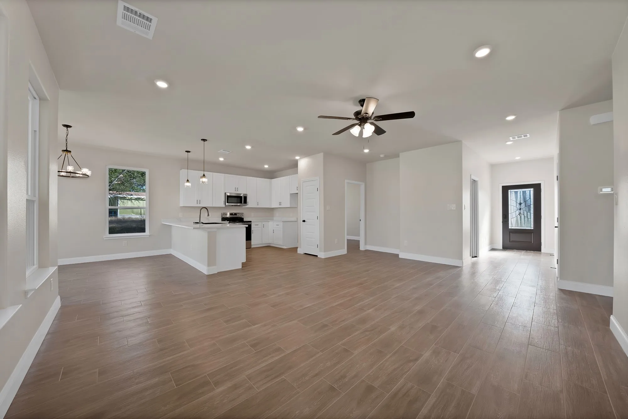 Single Family Residence For Sale in Hood County , 4713 Llano Street, Granbury, Texas 76048, 4 Bedroom, 2 Bathroom, 2 Garage spaces, 1,811 Sqft, built in 2026, Price $315,000, mls#21365853, Real Estate Agent in Granbury, Homes For Sale in Hood county, Homes For Sale in Granbury, Realtor in Granbury Texas, Real Estate Brokerage Independent Realty Texas, Luminita Cordes Realtor