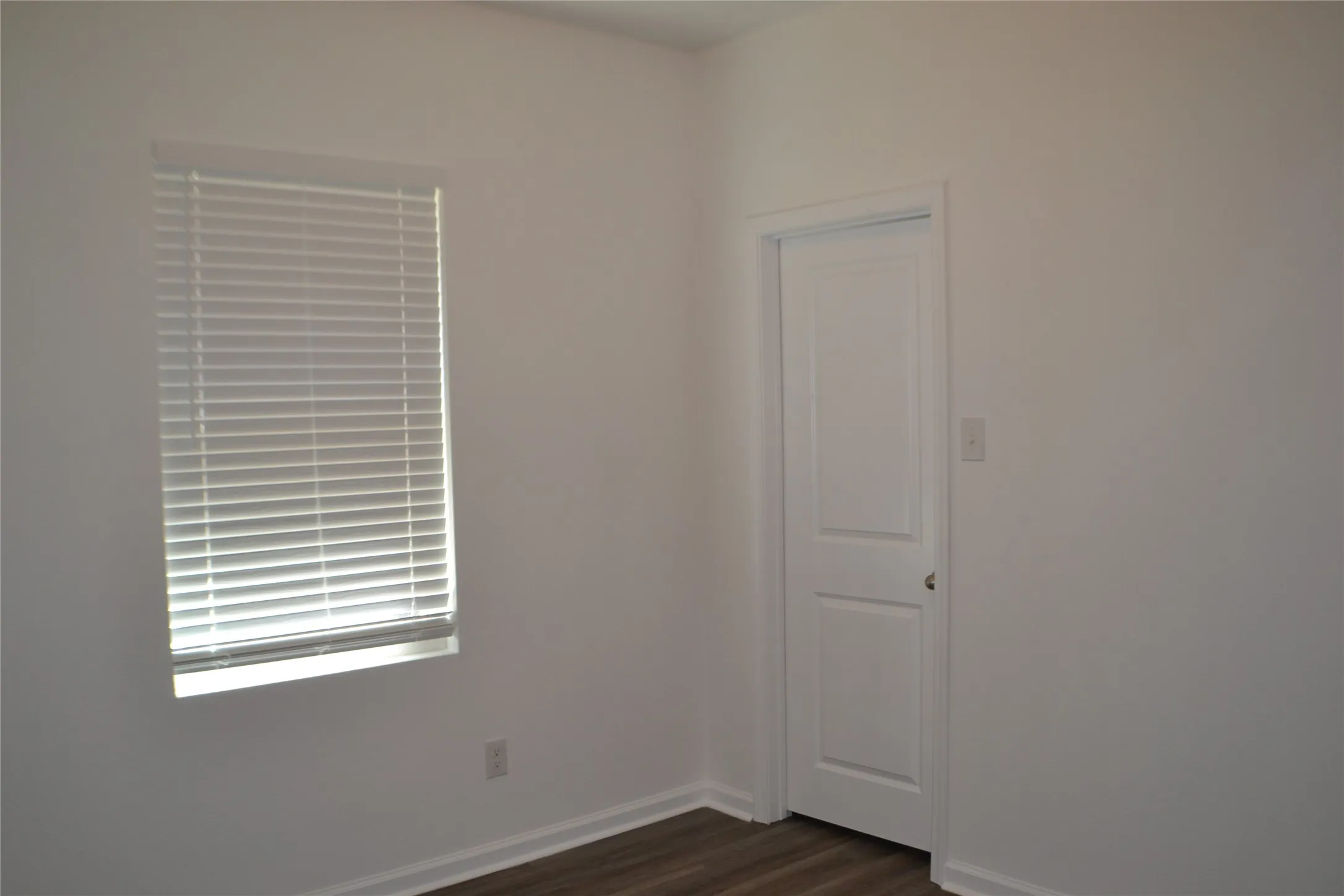 Single Family Residence For Rent in Kaufman County , 6417 Bishop, Forney, Texas 75126, 3 Bedroom, 2 Bathroom, 2 Garage spaces, 1,412 Sqft, built in 2021, mls#21365648, Real Estate Agent in Forney, Homes For Rent in Kaufman county, Homes For Rent in Forney, Realtor in Forney Texas, Real Estate Brokerage Independent Realty Texas, Luminita Cordes Realtor