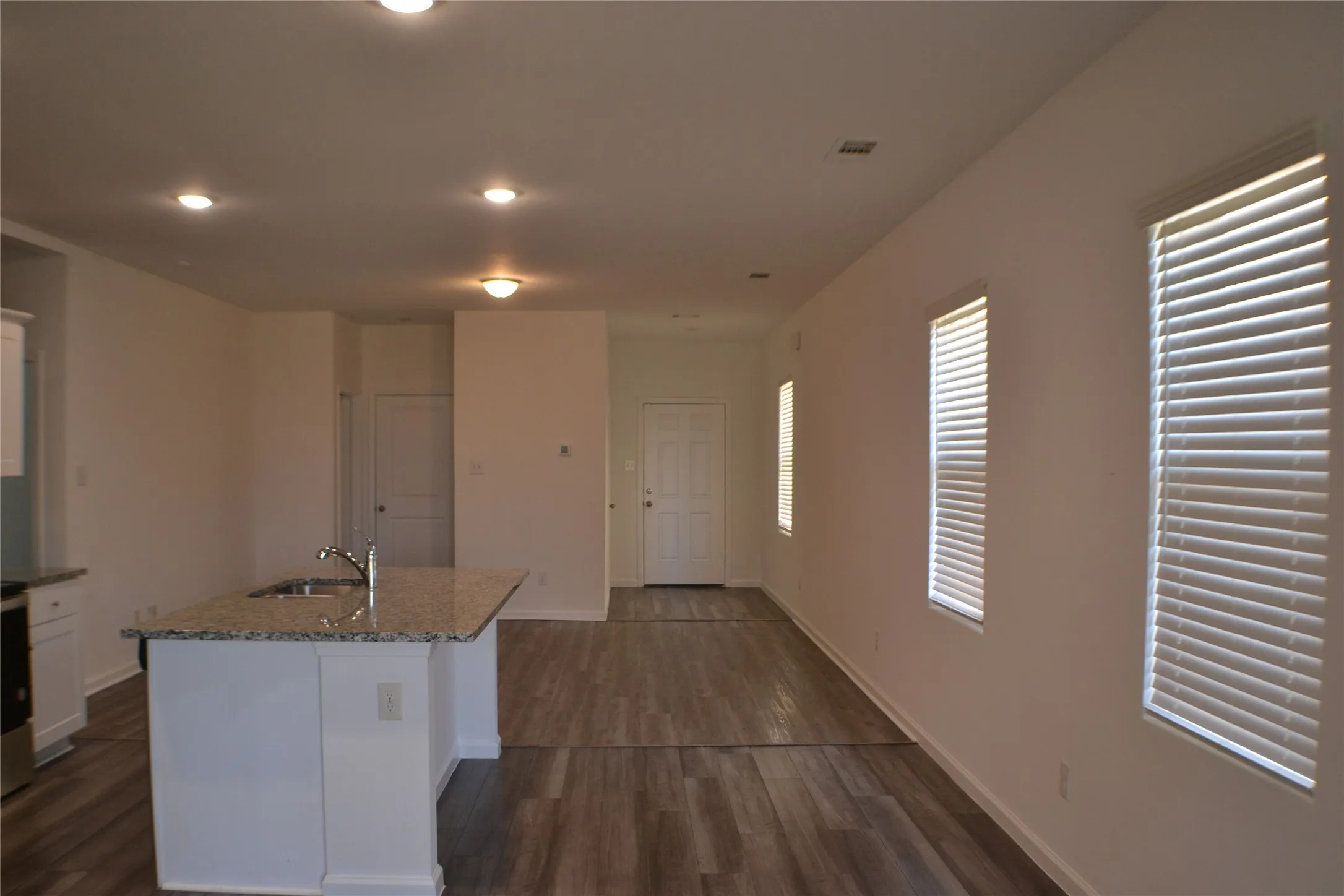 Single Family Residence For Rent in Kaufman County , 6417 Bishop, Forney, Texas 75126, 3 Bedroom, 2 Bathroom, 2 Garage spaces, 1,412 Sqft, built in 2021, mls#21365648, Real Estate Agent in Forney, Homes For Rent in Kaufman county, Homes For Rent in Forney, Realtor in Forney Texas, Real Estate Brokerage Independent Realty Texas, Luminita Cordes Realtor