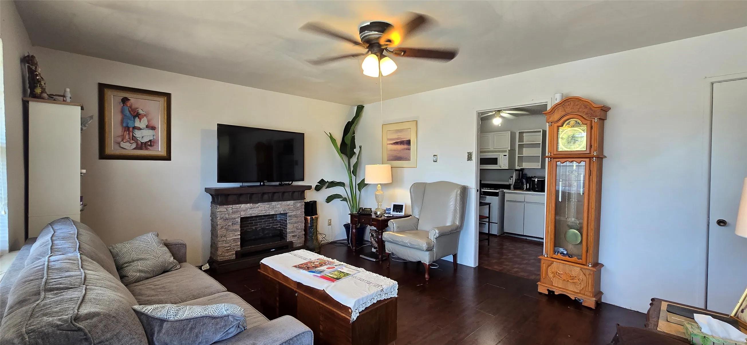 Single Family Residence For Sale in Dallas County , 2349 Talco Drive, Dallas, Texas 75241, 3 Bedroom, 1 Bathroom, 1 Garage spaces, 966 Sqft, built in 1959, mls#21365858, Real Estate Agent in Dallas, Homes For Sale in Dallas county, Homes For Sale in Dallas, Realtor in Dallas Texas, Real Estate Brokerage Independent Realty Texas, Luminita Cordes Realtor