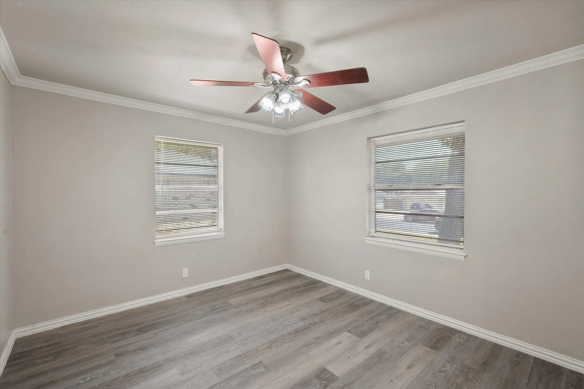 Single Family Residence For Sale in Dallas County , 710 Greenland Way, Grand Prairie, Texas 75050, 3 Bedroom, 2 Bathroom, 2 Garage spaces, 1,796 Sqft, built in 1962, mls#21338232, Real Estate Agent in Grand Prairie, Homes For Sale in Dallas county, Homes For Sale in Grand Prairie, Realtor in Grand Prairie Texas, Real Estate Brokerage Independent Realty Texas, Luminita Cordes Realtor