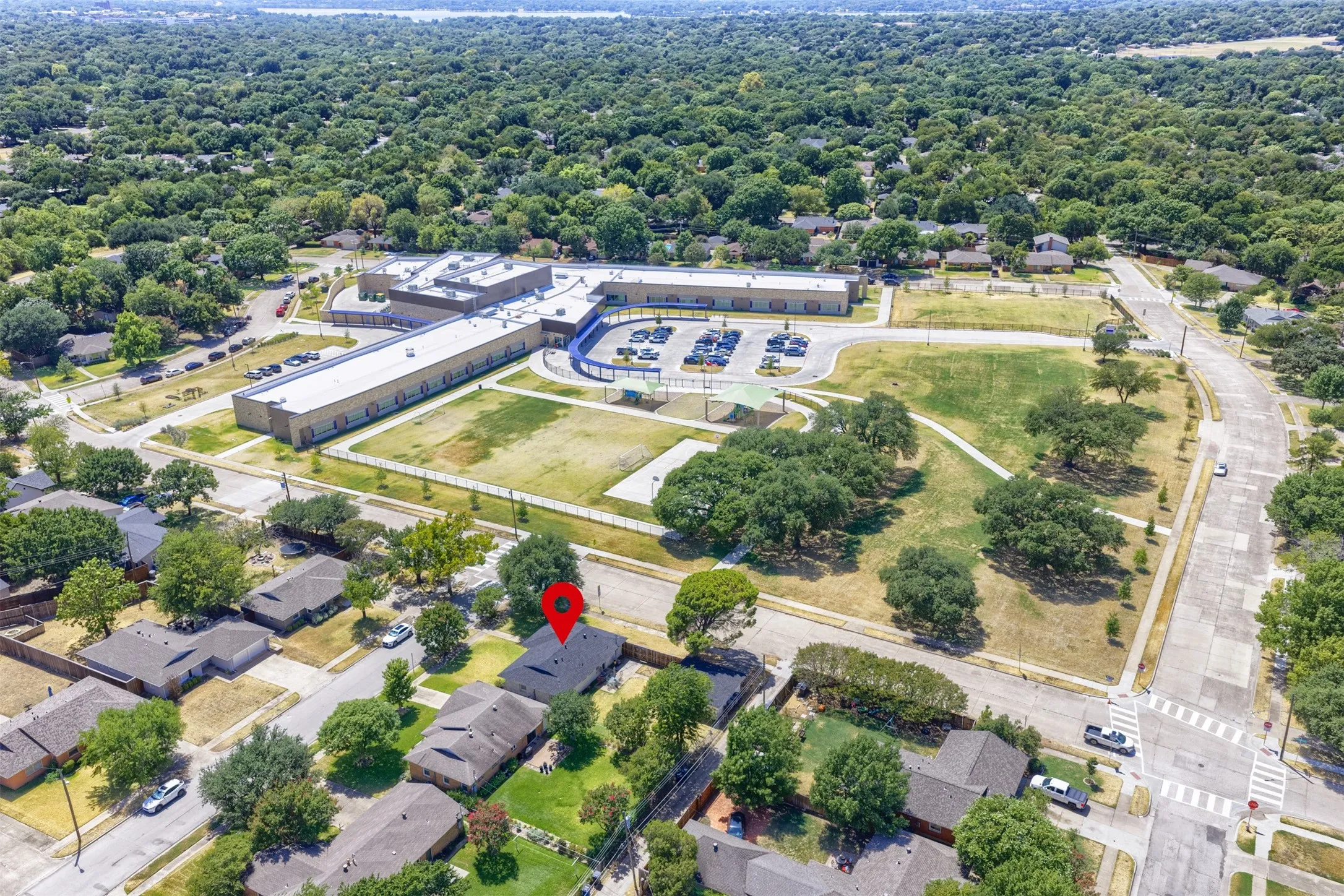 Single Family Residence For Sale in Dallas County , 11303 Rupley Lane, Dallas, Texas 75218, 3 Bedroom, 2 Bathroom, 2 Garage spaces, 1,305 Sqft, built in 1958, mls#21364007, Real Estate Agent in Dallas, Homes For Sale in Dallas county, Homes For Sale in Dallas, Realtor in Dallas Texas, Real Estate Brokerage Independent Realty Texas, Luminita Cordes Realtor