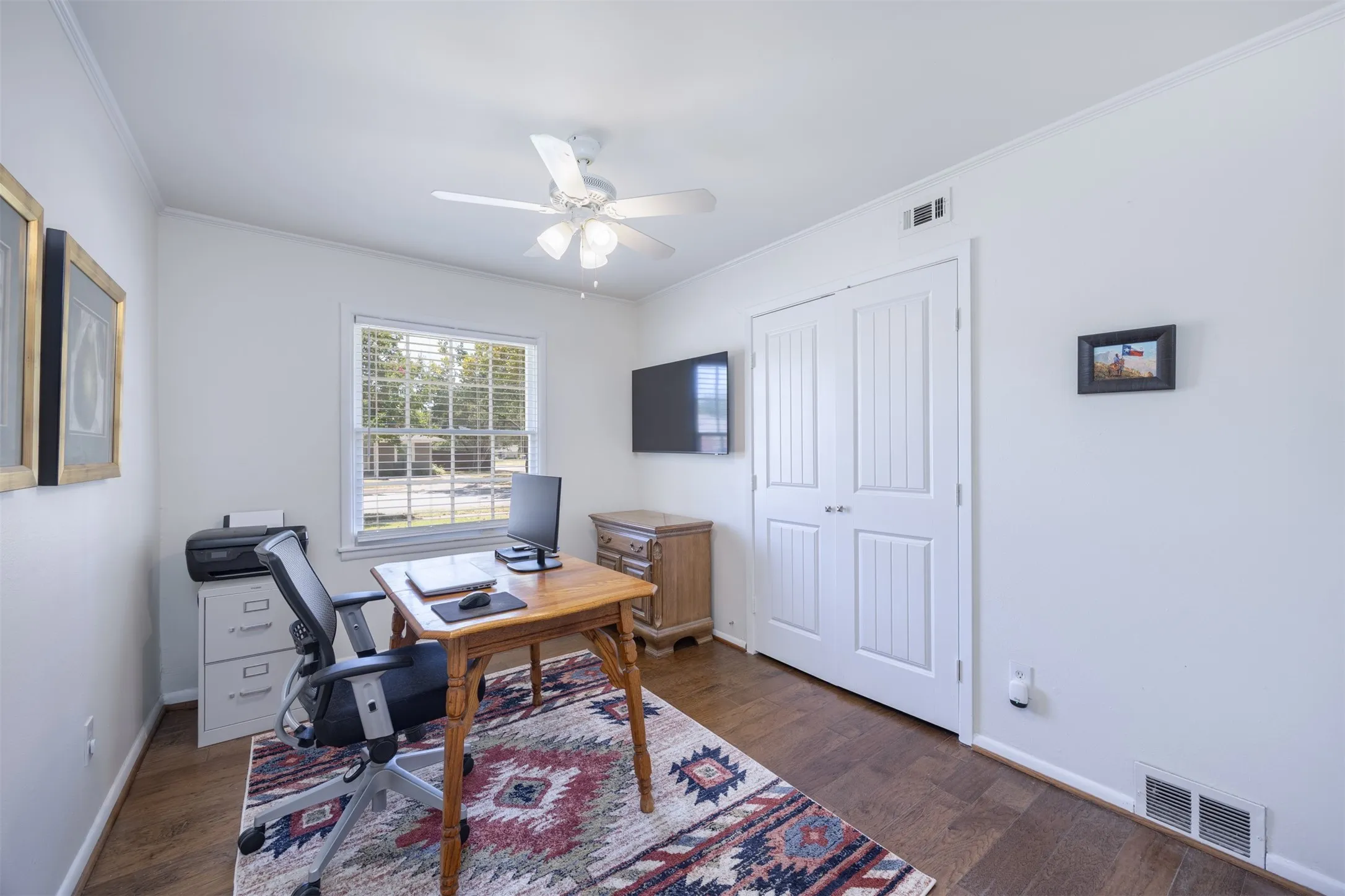Single Family Residence For Sale in Dallas County , 11303 Rupley Lane, Dallas, Texas 75218, 3 Bedroom, 2 Bathroom, 2 Garage spaces, 1,305 Sqft, built in 1958, mls#21364007, Real Estate Agent in Dallas, Homes For Sale in Dallas county, Homes For Sale in Dallas, Realtor in Dallas Texas, Real Estate Brokerage Independent Realty Texas, Luminita Cordes Realtor