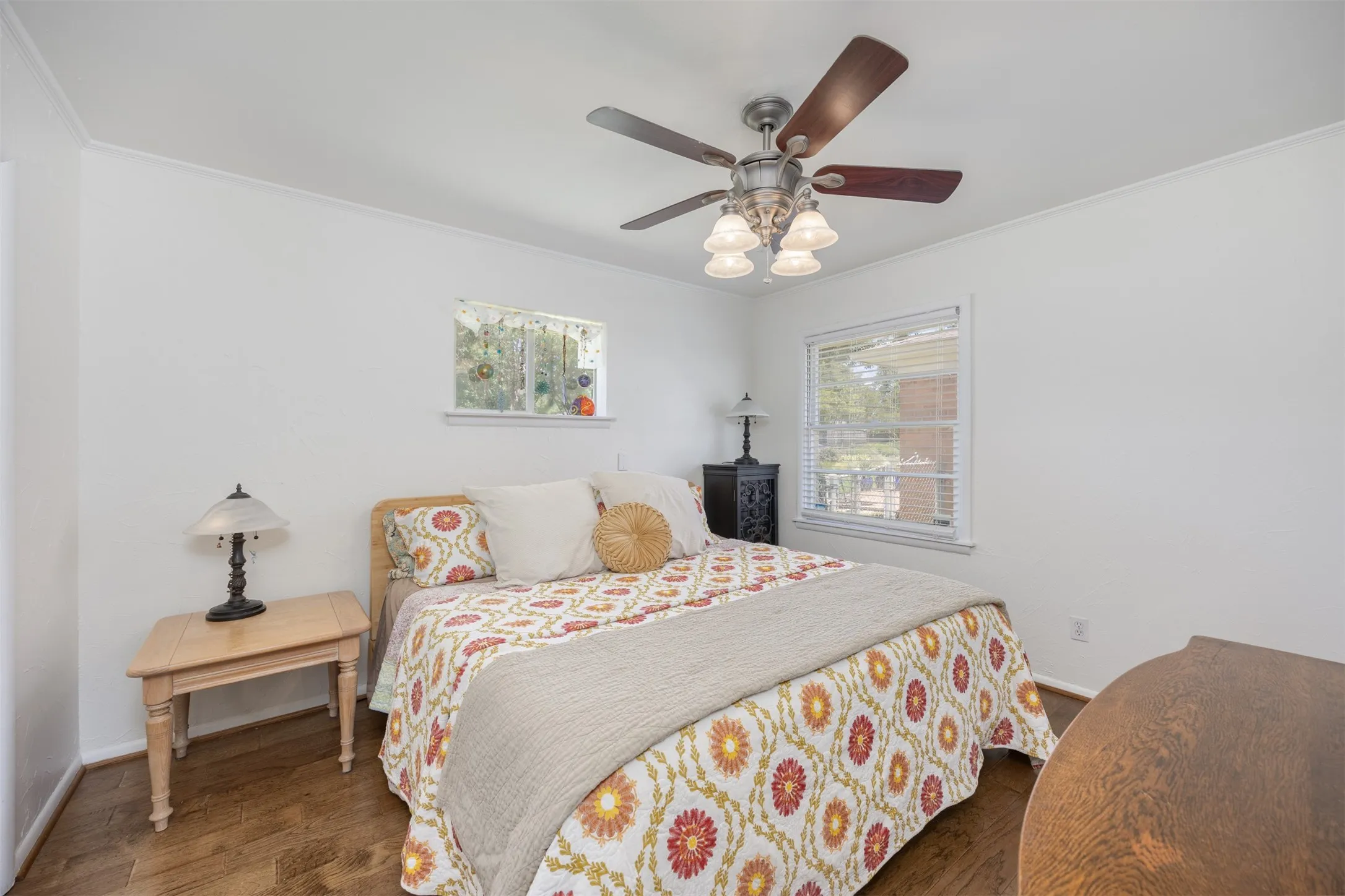Single Family Residence For Sale in Dallas County , 11303 Rupley Lane, Dallas, Texas 75218, 3 Bedroom, 2 Bathroom, 2 Garage spaces, 1,305 Sqft, built in 1958, mls#21364007, Real Estate Agent in Dallas, Homes For Sale in Dallas county, Homes For Sale in Dallas, Realtor in Dallas Texas, Real Estate Brokerage Independent Realty Texas, Luminita Cordes Realtor
