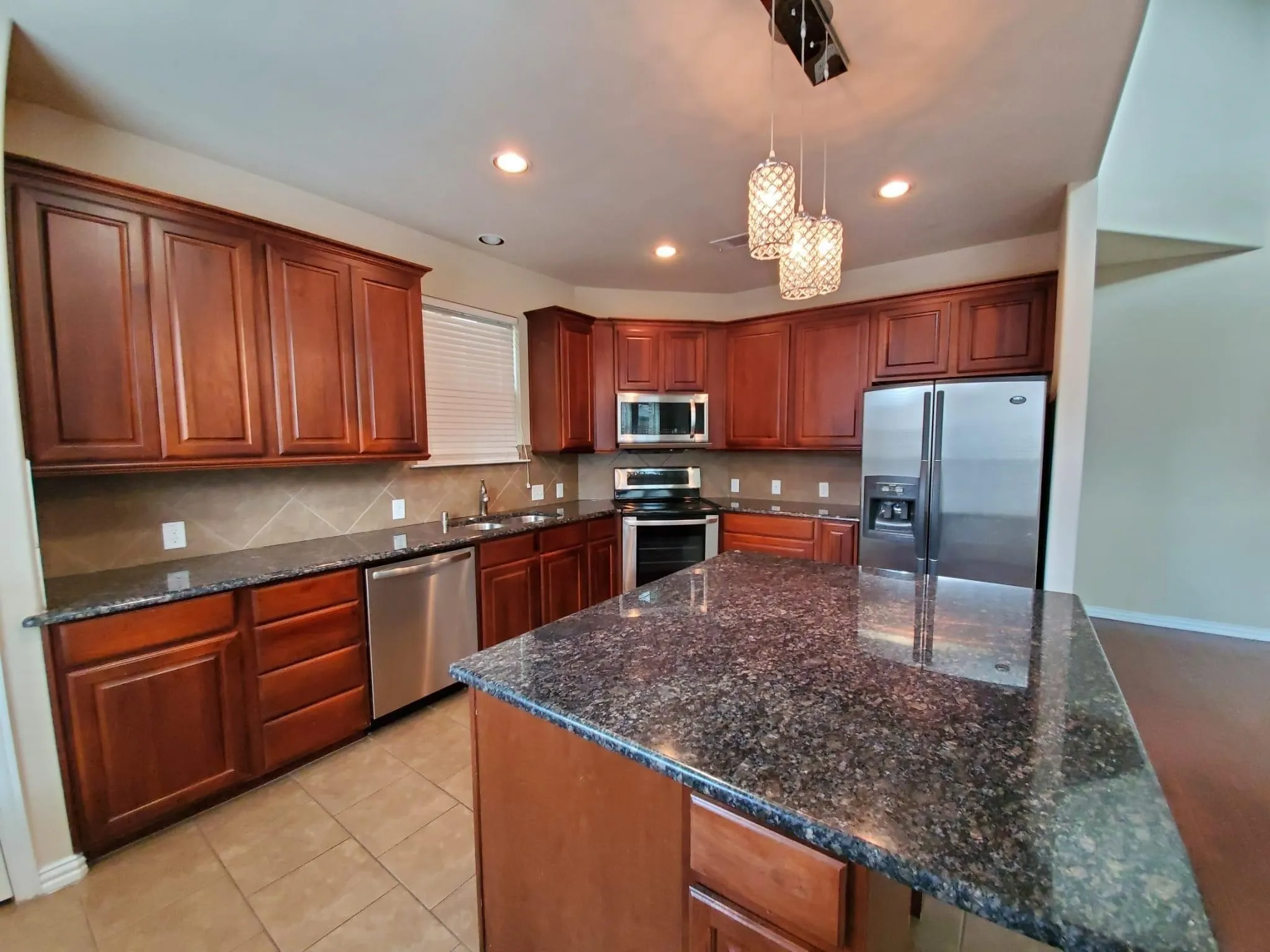 Townhouse For Rent in Dallas County , 4171 Florence Drive, Irving, Texas 75038, 3 Bedroom, 3 Bathroom, 2 Garage spaces, 1,960 Sqft, built in 2012, mls#21365869, Real Estate Agent in Irving, Homes For Rent in Dallas county, Homes For Rent in Irving, Realtor in Irving Texas, Real Estate Brokerage Independent Realty Texas, Luminita Cordes Realtor