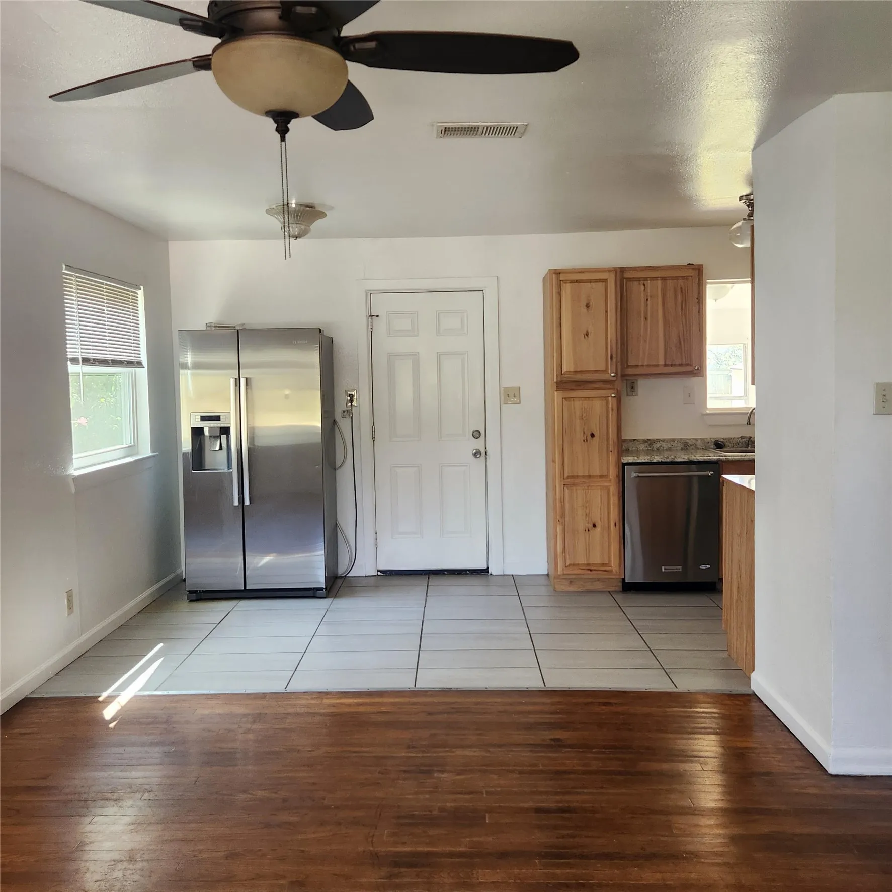 Single Family Residence For Sale in Dallas County , 6028 Billingsley Street, Sachse, Texas 75048, 3 Bedroom, 1 Bathroom, Garage spaces, 1,165 Sqft, built in 1961, mls#21365870, Real Estate Agent in Sachse, Homes For Sale in Dallas county, Homes For Sale in Sachse, Realtor in Sachse Texas, Real Estate Brokerage Independent Realty Texas, Luminita Cordes Realtor