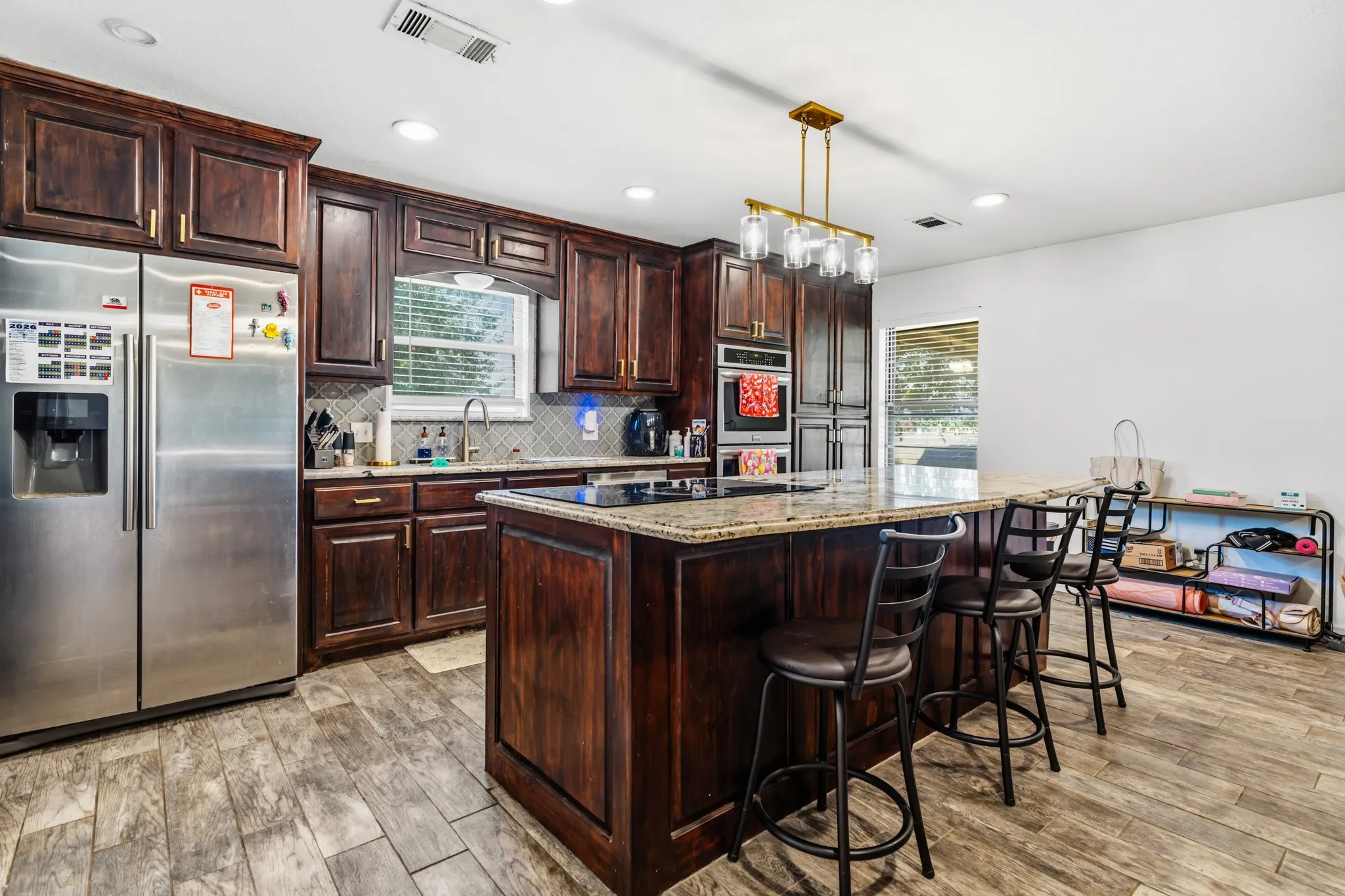 Single Family Residence For Sale in Mc Lennan County , 141 Swan, Waco, Texas 76708, 3 Bedroom, 2 Bathroom, 2 Garage spaces, 1,370 Sqft, built in 1977, mls#21365872, Real Estate Agent in Waco, Homes For Sale in Mc Lennan county, Homes For Sale in Waco, Realtor in Waco Texas, Real Estate Brokerage Independent Realty Texas, Luminita Cordes Realtor