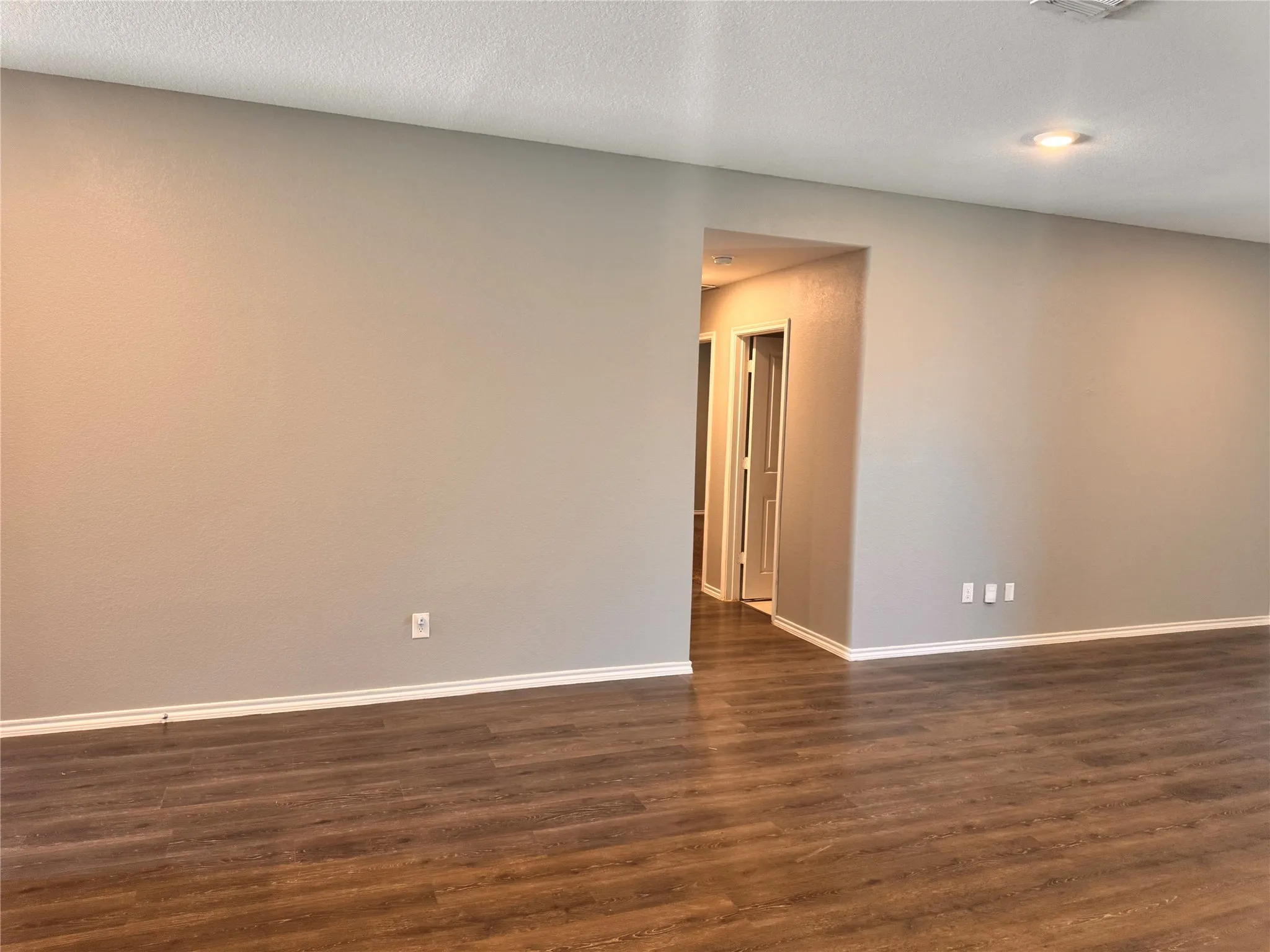Single Family Residence For Rent in Hunt County , 2900 Buttonbush Drive, Royse City, Texas 75189, 4 Bedroom, 2 Bathroom, 2 Garage spaces, 1,924 Sqft, built in 2021, mls#21365881, Real Estate Agent in Royse City, Homes For Rent in Hunt county, Homes For Rent in Royse City, Realtor in Royse City Texas, Real Estate Brokerage Independent Realty Texas, Luminita Cordes Realtor