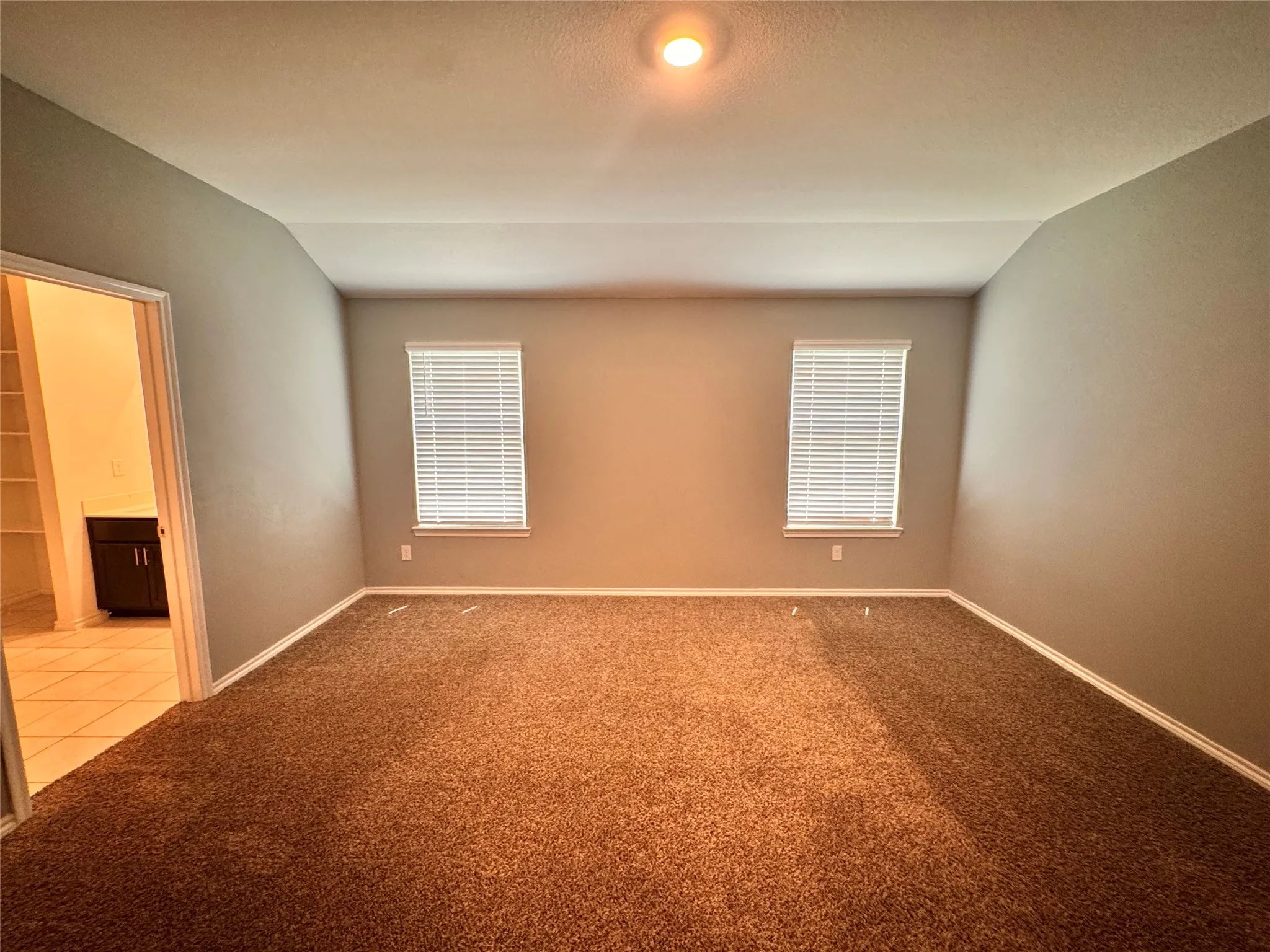 Single Family Residence For Rent in Hunt County , 2900 Buttonbush Drive, Royse City, Texas 75189, 4 Bedroom, 2 Bathroom, 2 Garage spaces, 1,924 Sqft, built in 2021, mls#21365881, Real Estate Agent in Royse City, Homes For Rent in Hunt county, Homes For Rent in Royse City, Realtor in Royse City Texas, Real Estate Brokerage Independent Realty Texas, Luminita Cordes Realtor