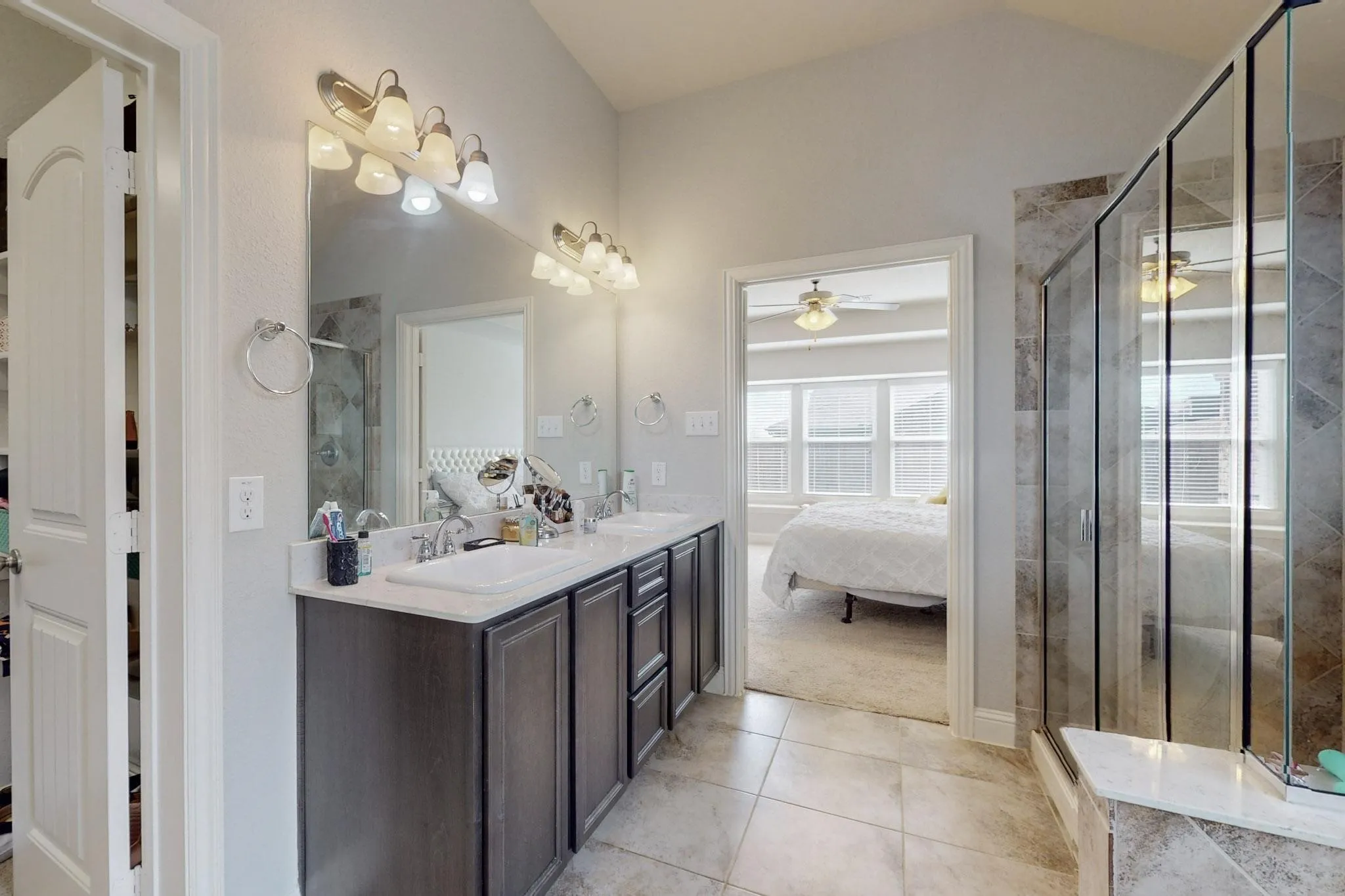 Single Family Residence For Sale in Rockwall County , 521 Hunt Farms Road, Fate, Texas 75189, 4 Bedroom, 4 Bathroom, 2 Garage spaces, 2,818 Sqft, built in 2016, Price $399,900, mls#21364712, Real Estate Agent in Fate, Homes For Sale in Rockwall county, Homes For Sale in Fate, Realtor in Fate Texas, Real Estate Brokerage Independent Realty Texas, Luminita Cordes Realtor