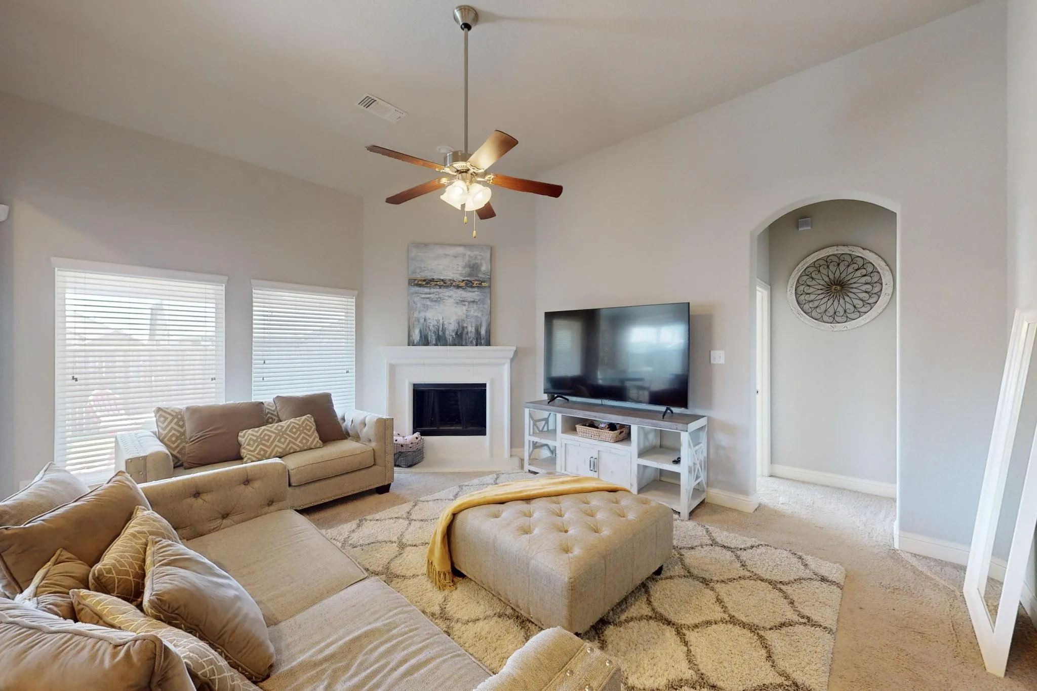 Single Family Residence For Sale in Rockwall County , 521 Hunt Farms Road, Fate, Texas 75189, 4 Bedroom, 4 Bathroom, 2 Garage spaces, 2,818 Sqft, built in 2016, Price $399,900, mls#21364712, Real Estate Agent in Fate, Homes For Sale in Rockwall county, Homes For Sale in Fate, Realtor in Fate Texas, Real Estate Brokerage Independent Realty Texas, Luminita Cordes Realtor