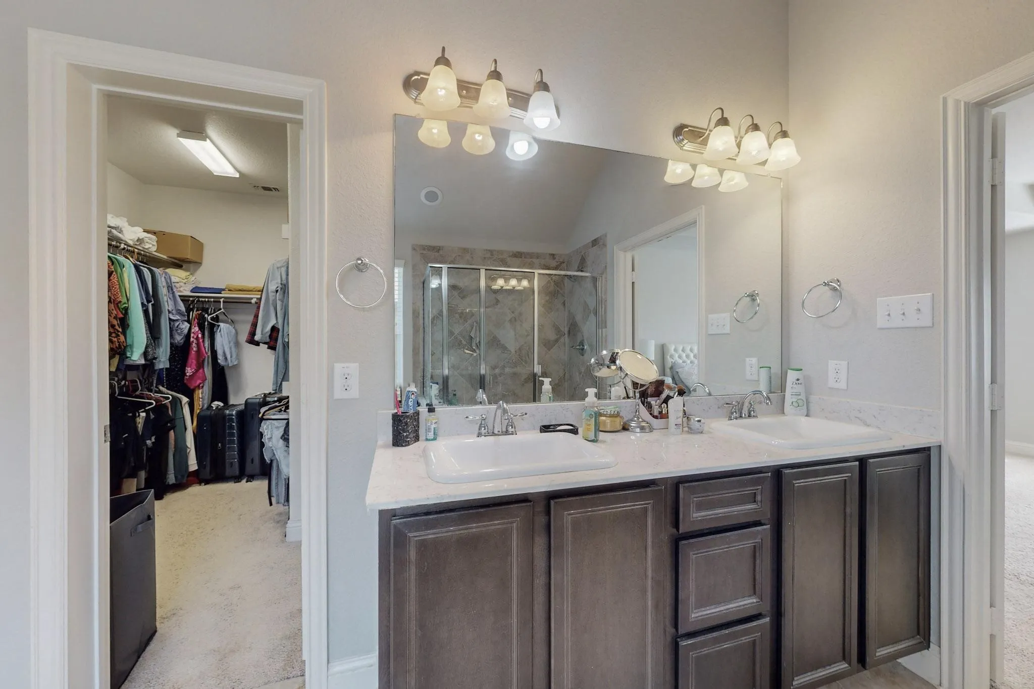 Single Family Residence For Sale in Rockwall County , 521 Hunt Farms Road, Fate, Texas 75189, 4 Bedroom, 4 Bathroom, 2 Garage spaces, 2,818 Sqft, built in 2016, Price $399,900, mls#21364712, Real Estate Agent in Fate, Homes For Sale in Rockwall county, Homes For Sale in Fate, Realtor in Fate Texas, Real Estate Brokerage Independent Realty Texas, Luminita Cordes Realtor