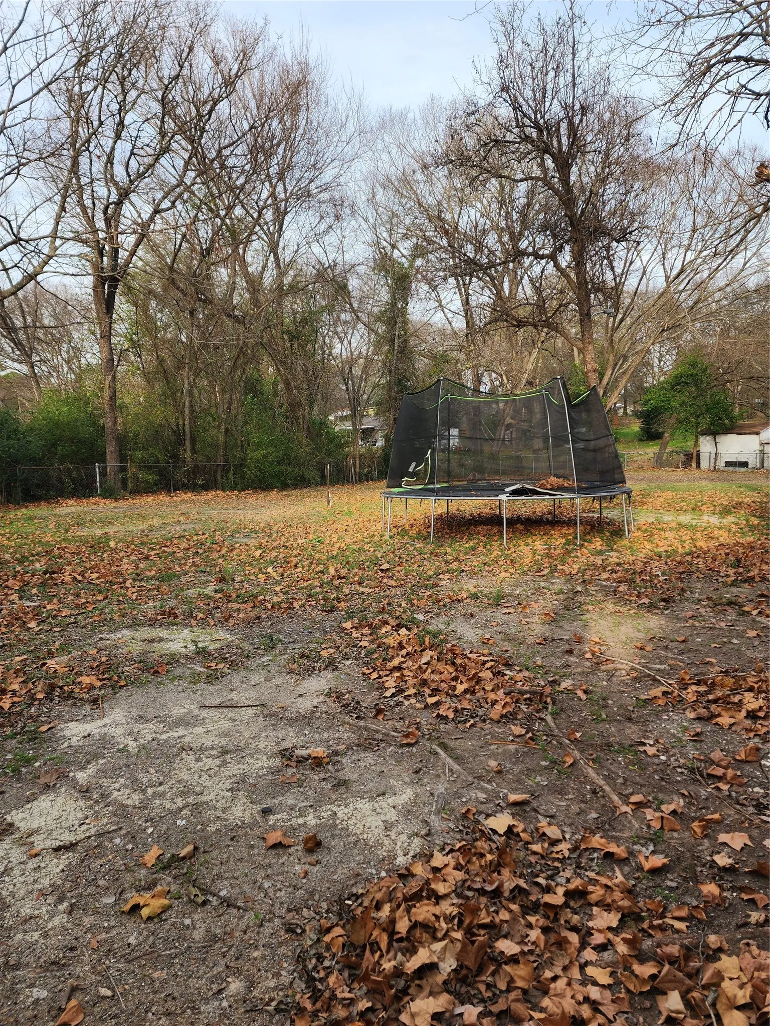 Single Family Residence For Sale in Henderson County , 121 Dardenwood Way, Payne Springs, Texas 75156, 4 Bedroom, 1 Bathroom, Garage spaces, 2,400 Sqft, built in 1965, Price $149,000, mls#21365885, Real Estate Agent in Payne Springs, Homes For Sale in Henderson county, Homes For Sale in Payne Springs, Realtor in Payne Springs Texas, Real Estate Brokerage Independent Realty Texas, Luminita Cordes Realtor