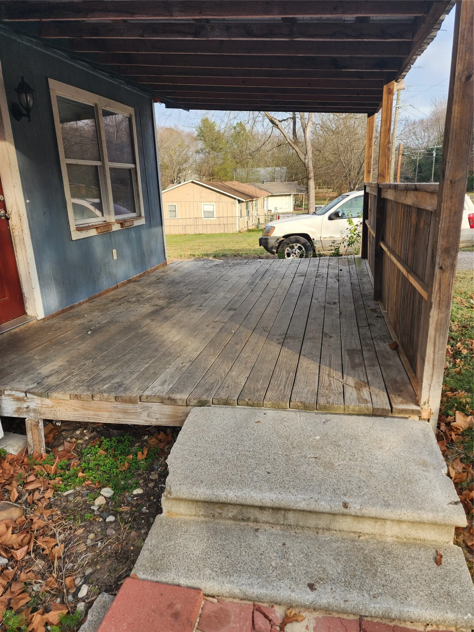 Single Family Residence For Sale in Henderson County , 121 Dardenwood Way, Payne Springs, Texas 75156, 4 Bedroom, 1 Bathroom, Garage spaces, 2,400 Sqft, built in 1965, Price $149,000, mls#21365885, Real Estate Agent in Payne Springs, Homes For Sale in Henderson county, Homes For Sale in Payne Springs, Realtor in Payne Springs Texas, Real Estate Brokerage Independent Realty Texas, Luminita Cordes Realtor